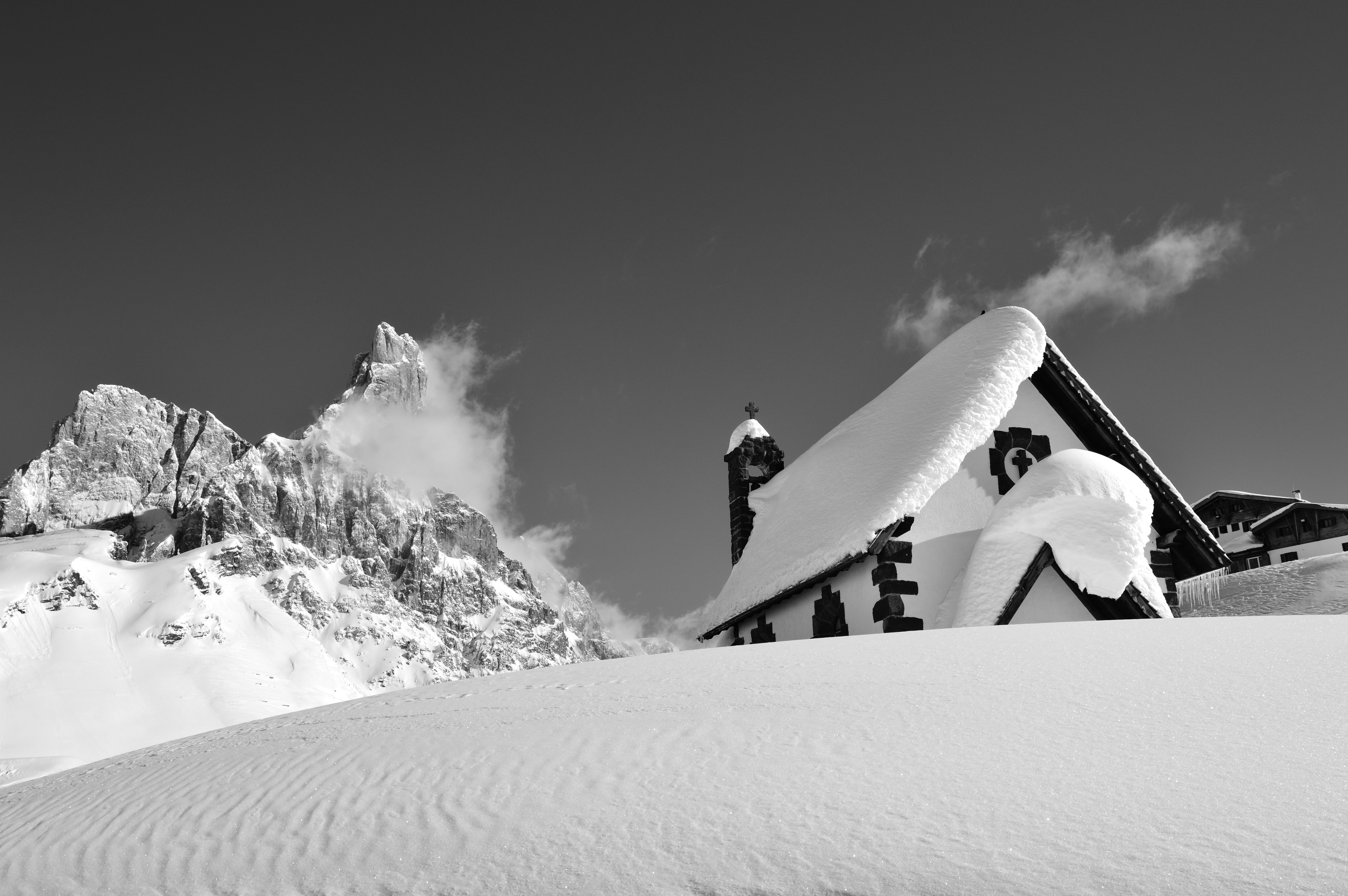 General 6016x4000 mountains snow monochrome Dolomites nature winter house Alps cold ice building