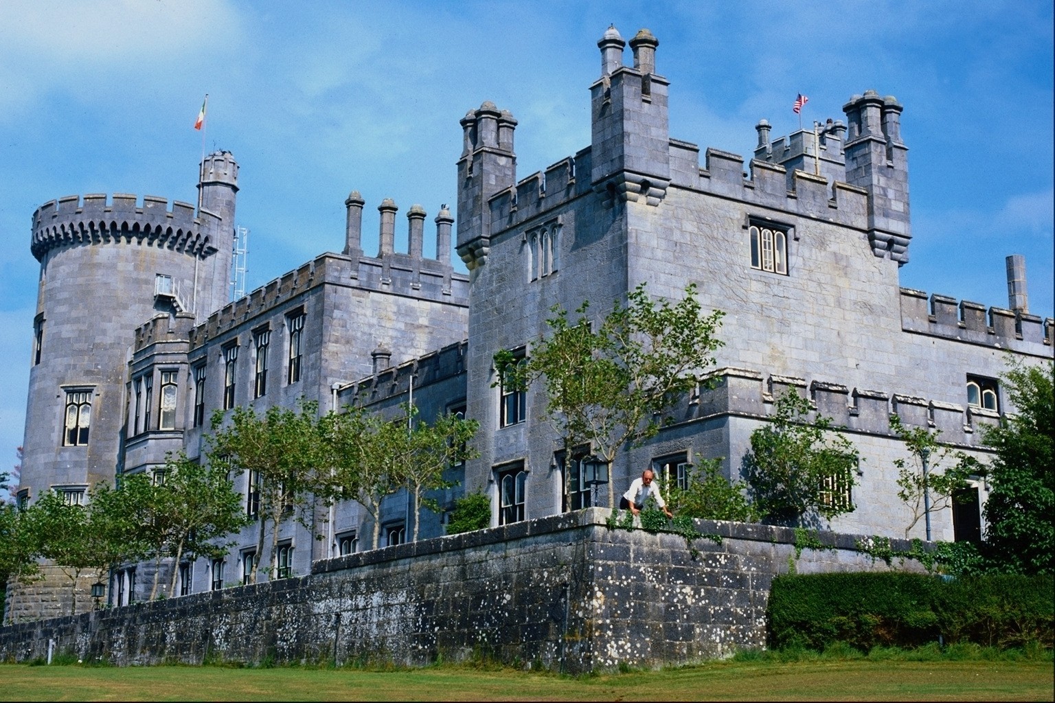 General 1536x1024 castle Ireland hotel gothic architecture