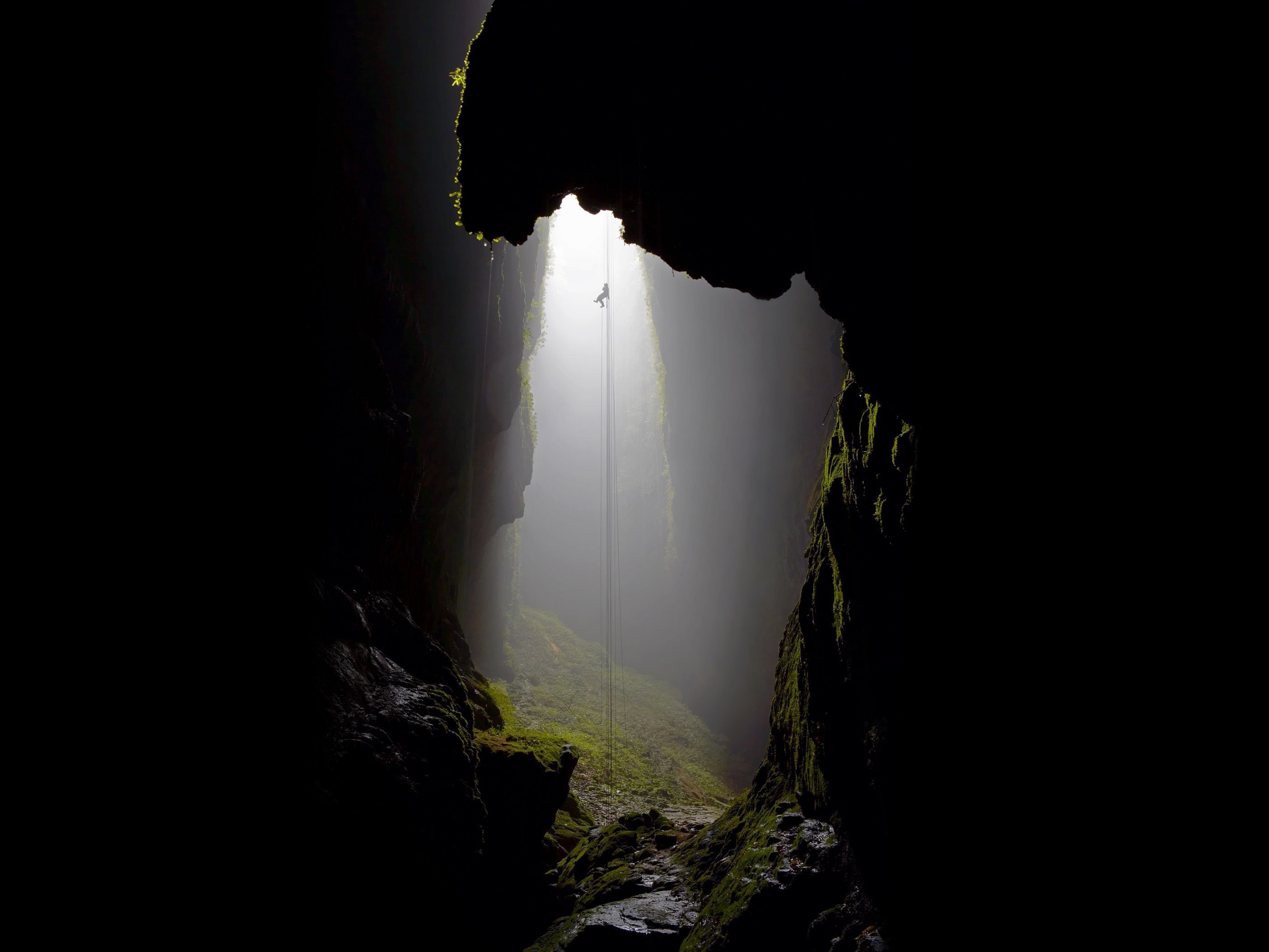 General 2808x2106 spelunking cave Mexico nature dark sunlight