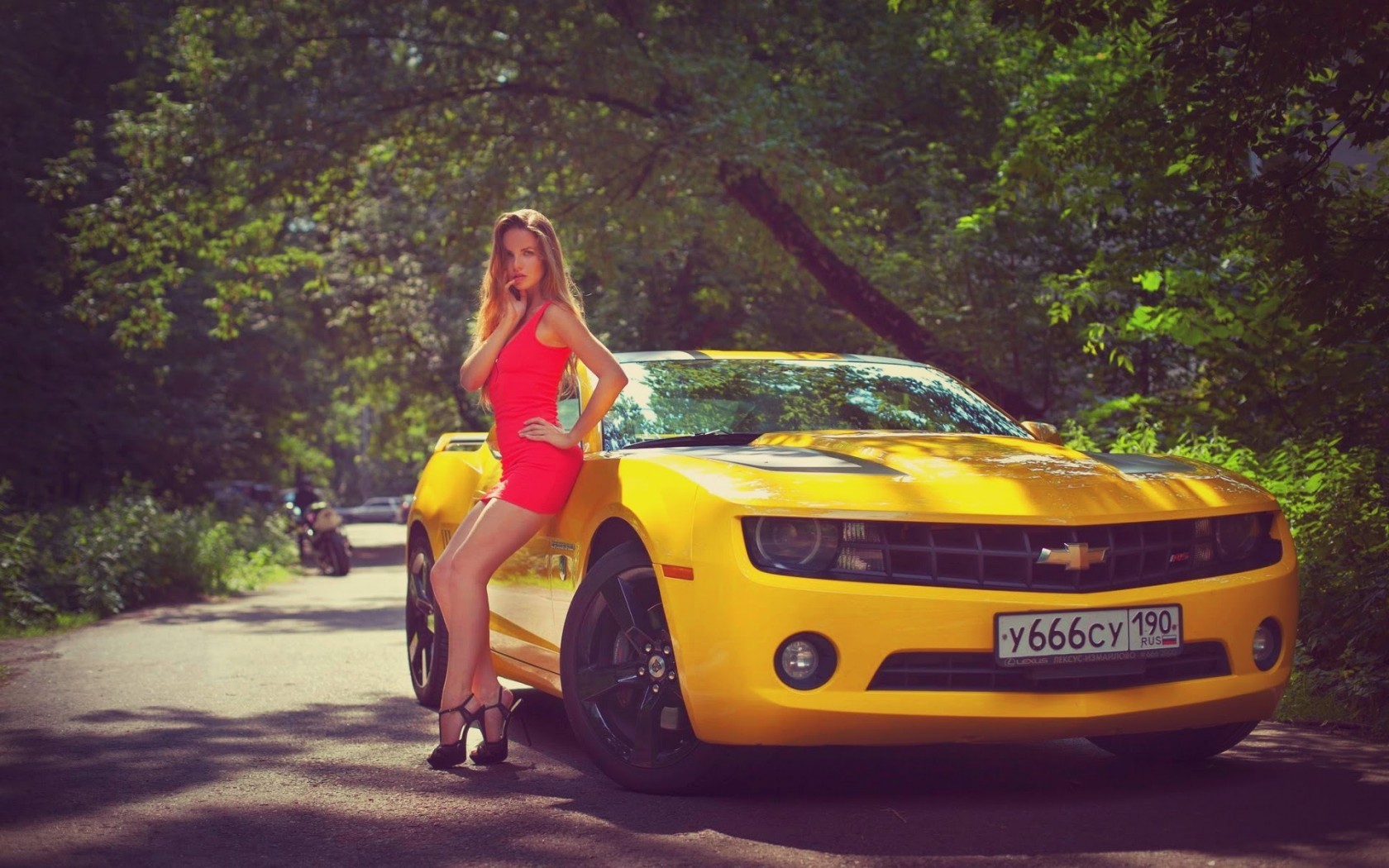 People 1680x1050 women model red dress Chevrolet Camaro Bumblebee high heels women with cars car vehicle leaning numbers women outdoors heels minidress looking at viewer Chevrolet American cars muscle cars