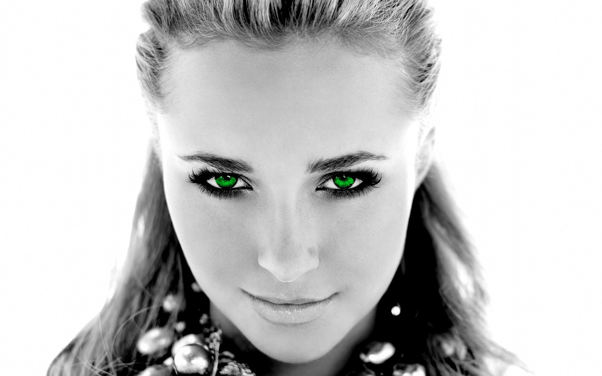 People 1920x1200 Hayden Panettiere actress selective coloring green eyes looking at viewer celebrity face closeup monochrome blonde women