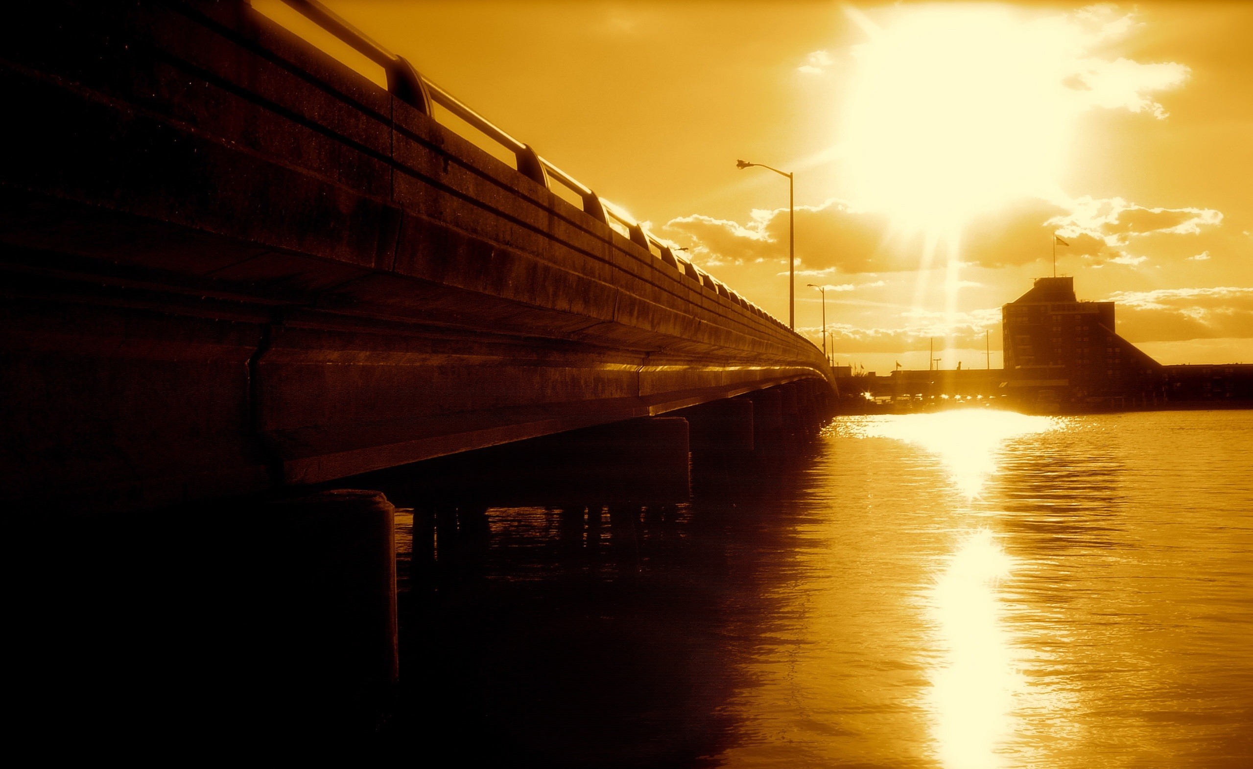 General 2559x1571 photography water sunset river reflection bridge urban building low light