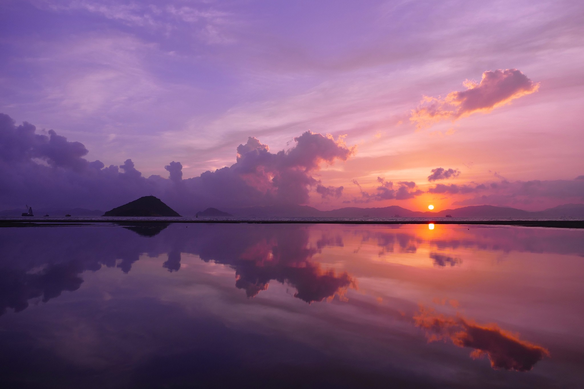 General 2048x1366 landscape nature water sunset clouds reflection mirrored calm waters sky sunlight