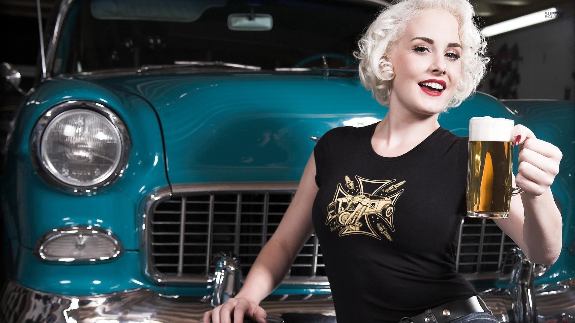 People 1920x1080 model blonde T-shirt platinum blonde red lipstick looking at viewer women beer mugs women with cars Cyan Cars makeup beer alcohol car