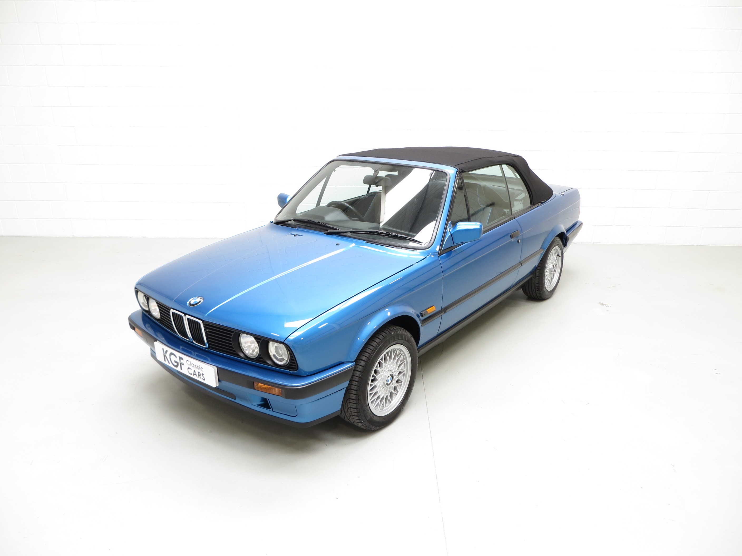 General 2816x2112 blue cars vehicle car BMW 3 Series BMW E30 BMW simple background white background German cars
