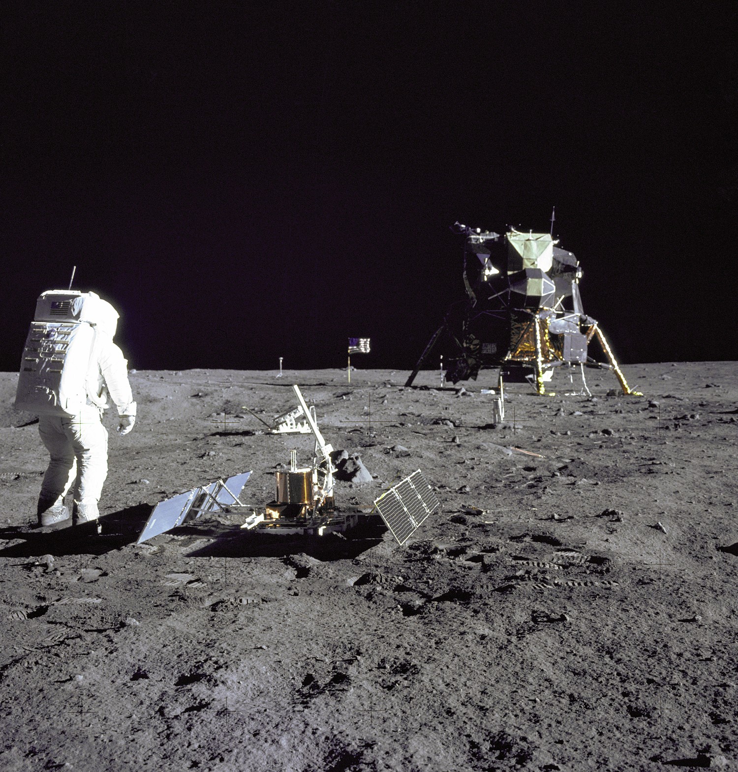 General 1500x1569 astronaut space Moon Lunar surface Apollo 11 NASA