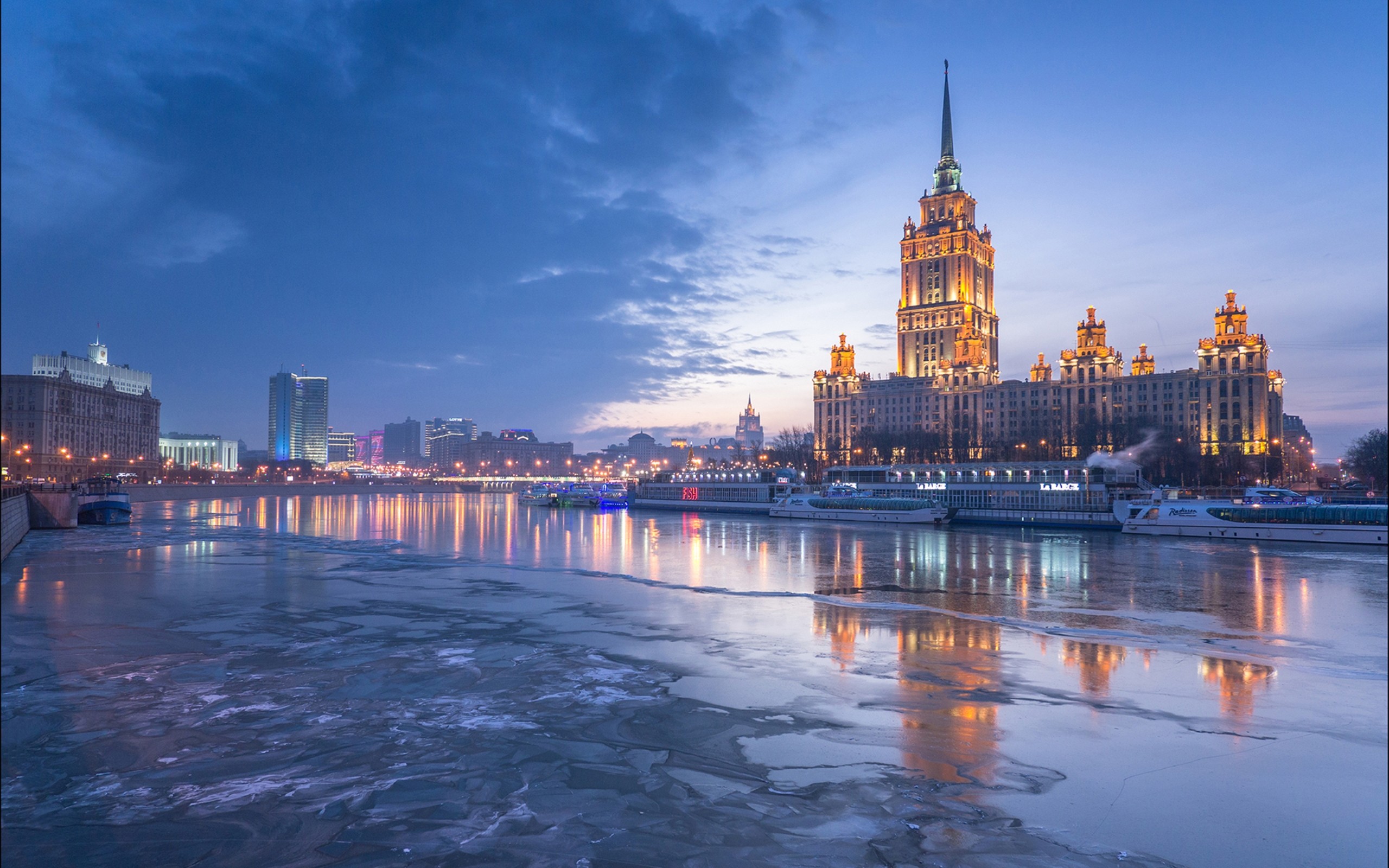 General 2560x1600 architecture Moscow Russia cityscape ice city lights cold winter