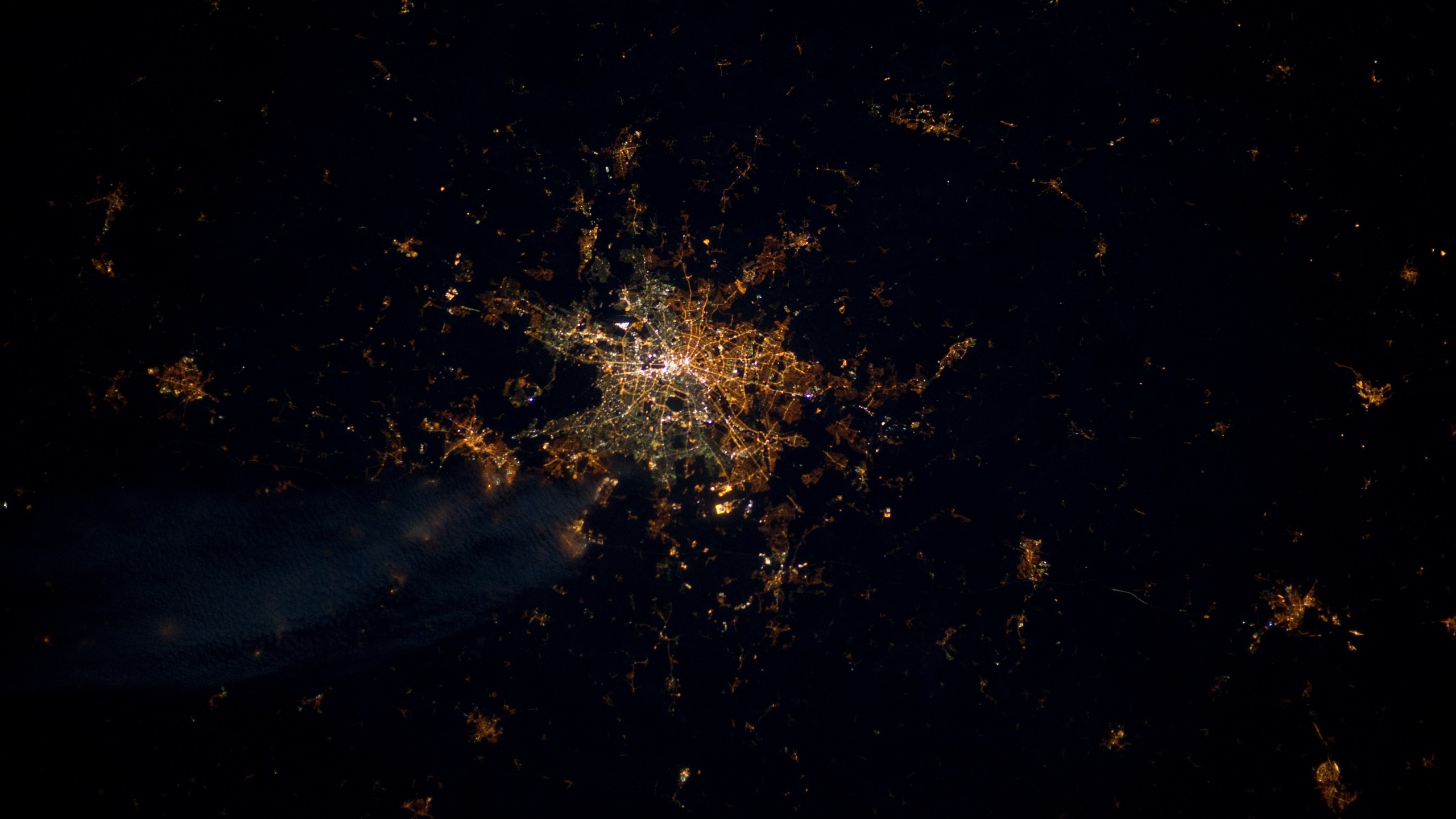 General 2560x1440 Berlin aerial view city lights city low light