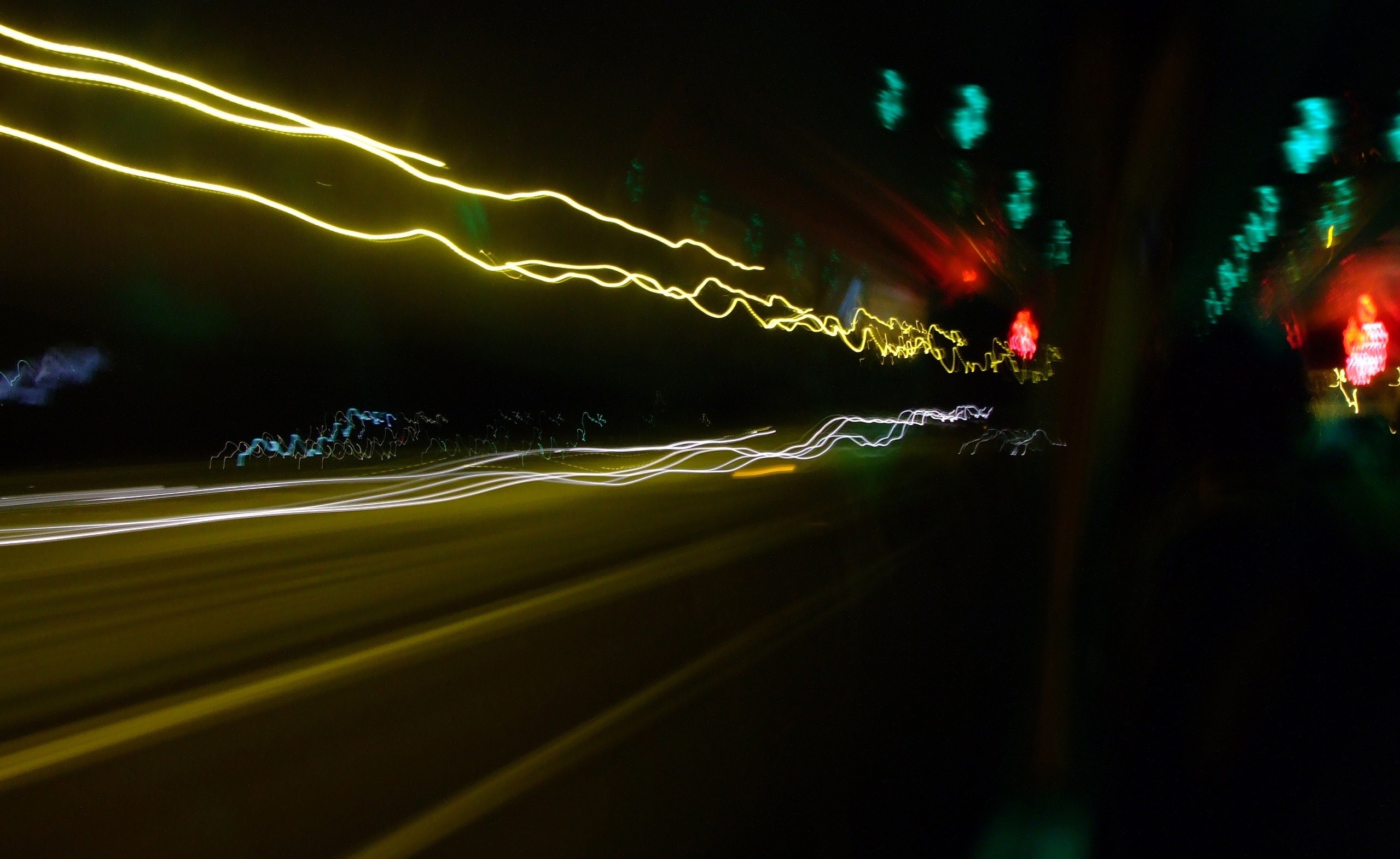 General 2559x1571 photography urban city night lights long exposure light trails colorful