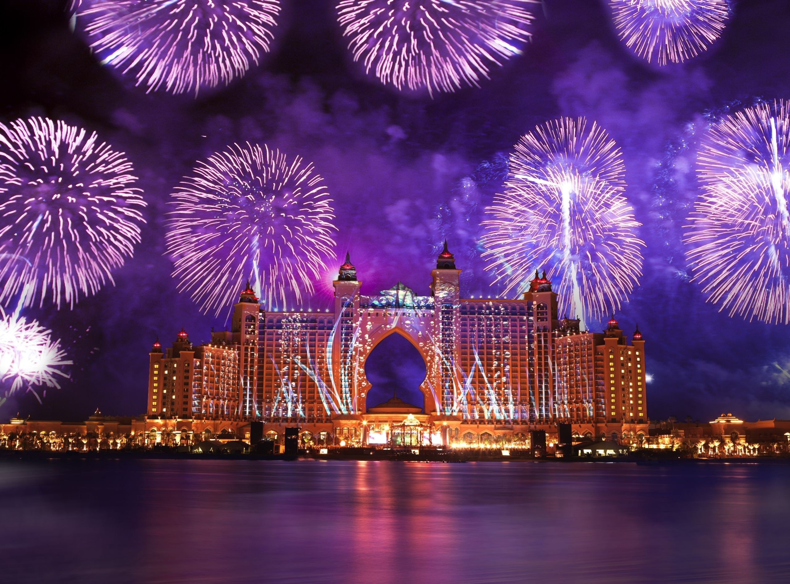 General 2560x1893 hotel fireworks Dubai castle