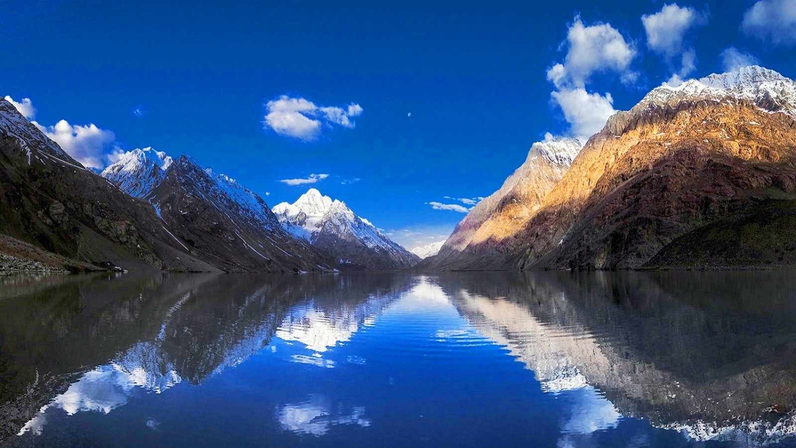 General 1600x900 nature landscape mountains lake reflection snowy peak clouds water blue white Pakistan