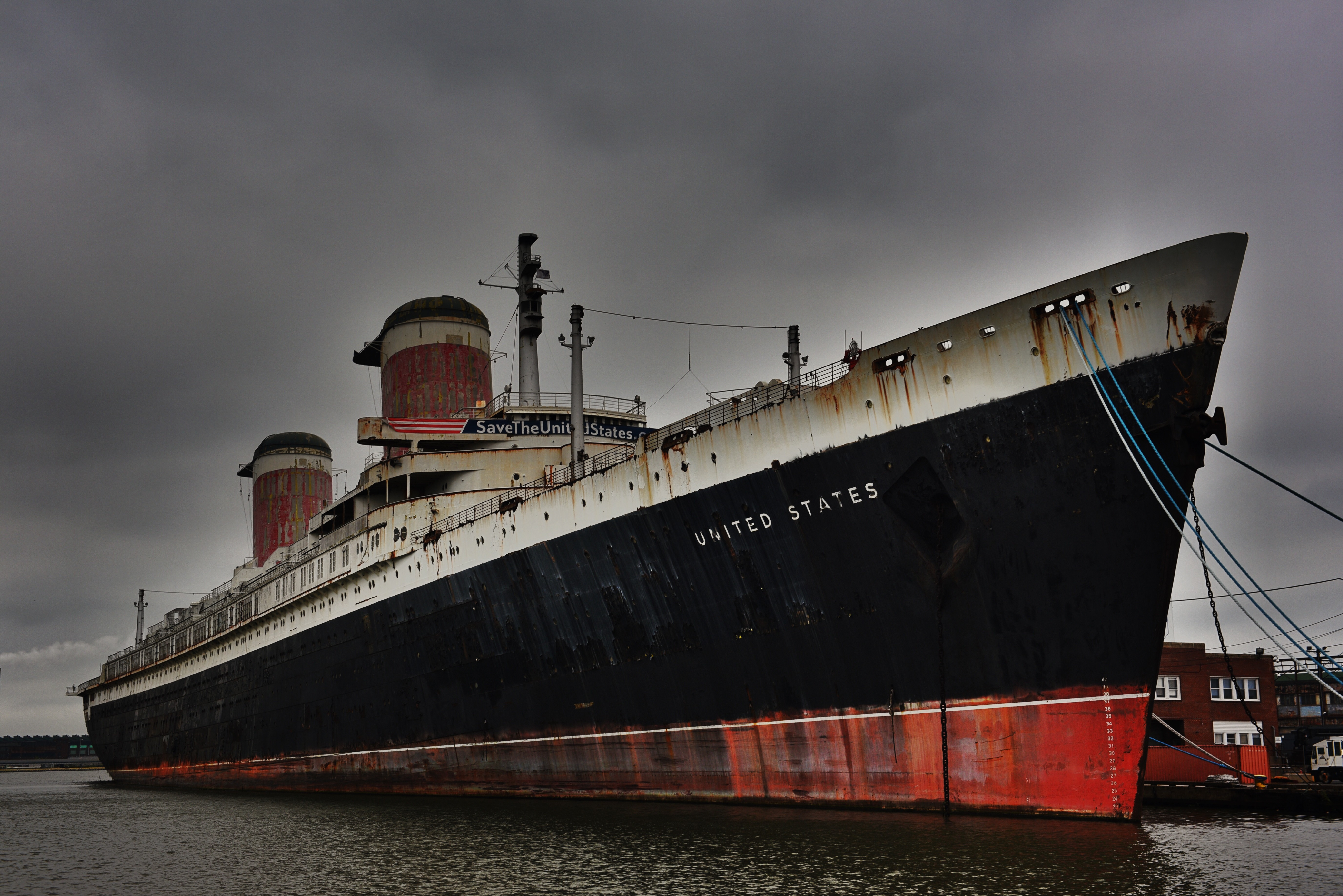 General 5508x3677 ship sea shipwreck dock USA Philadelphia ropes chains cruise ship HDR rust wreck vehicle