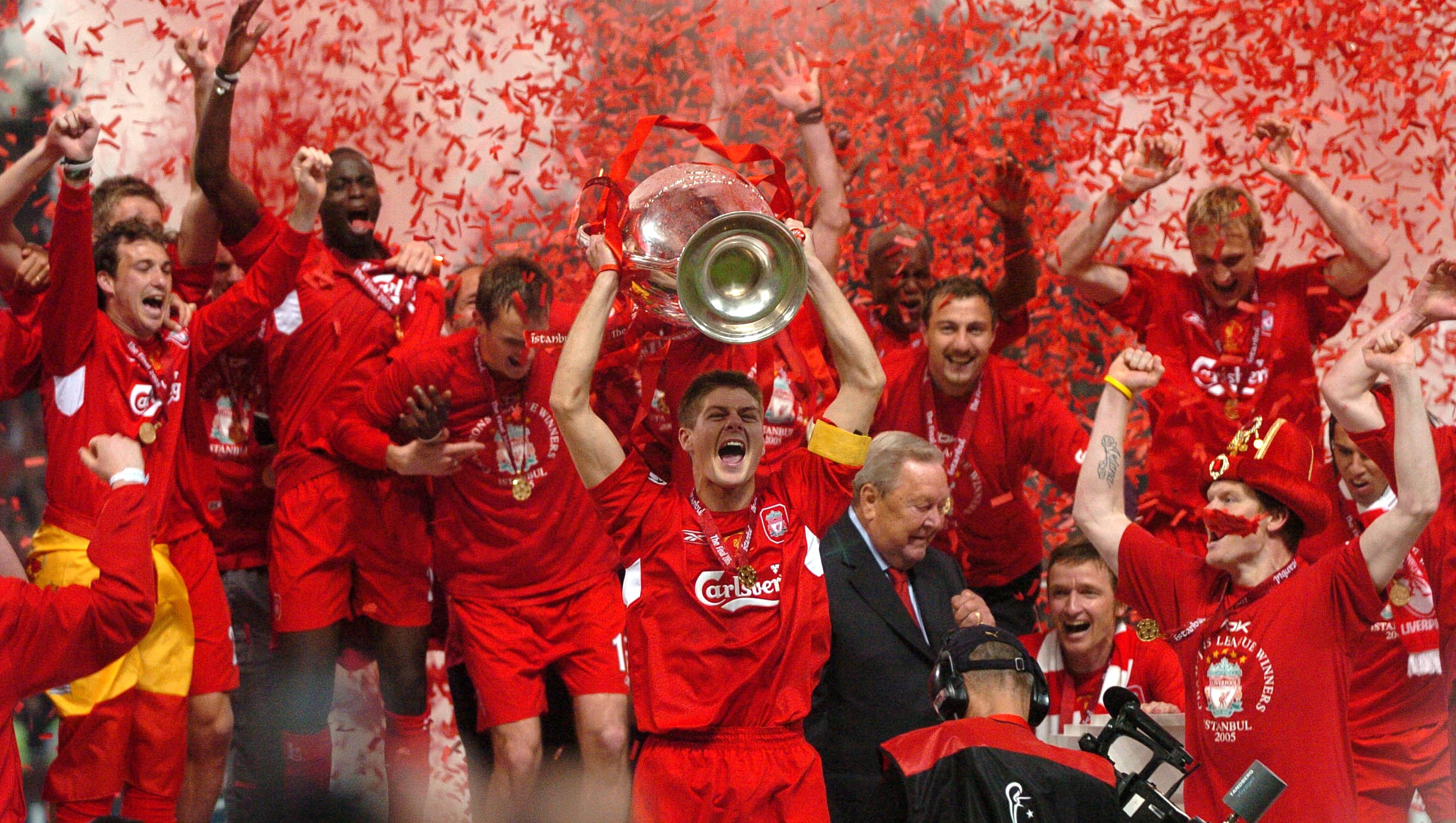 People 2446x1382 Liverpool FC Champions League men Steven Gerrard happy sport soccer Group of Men