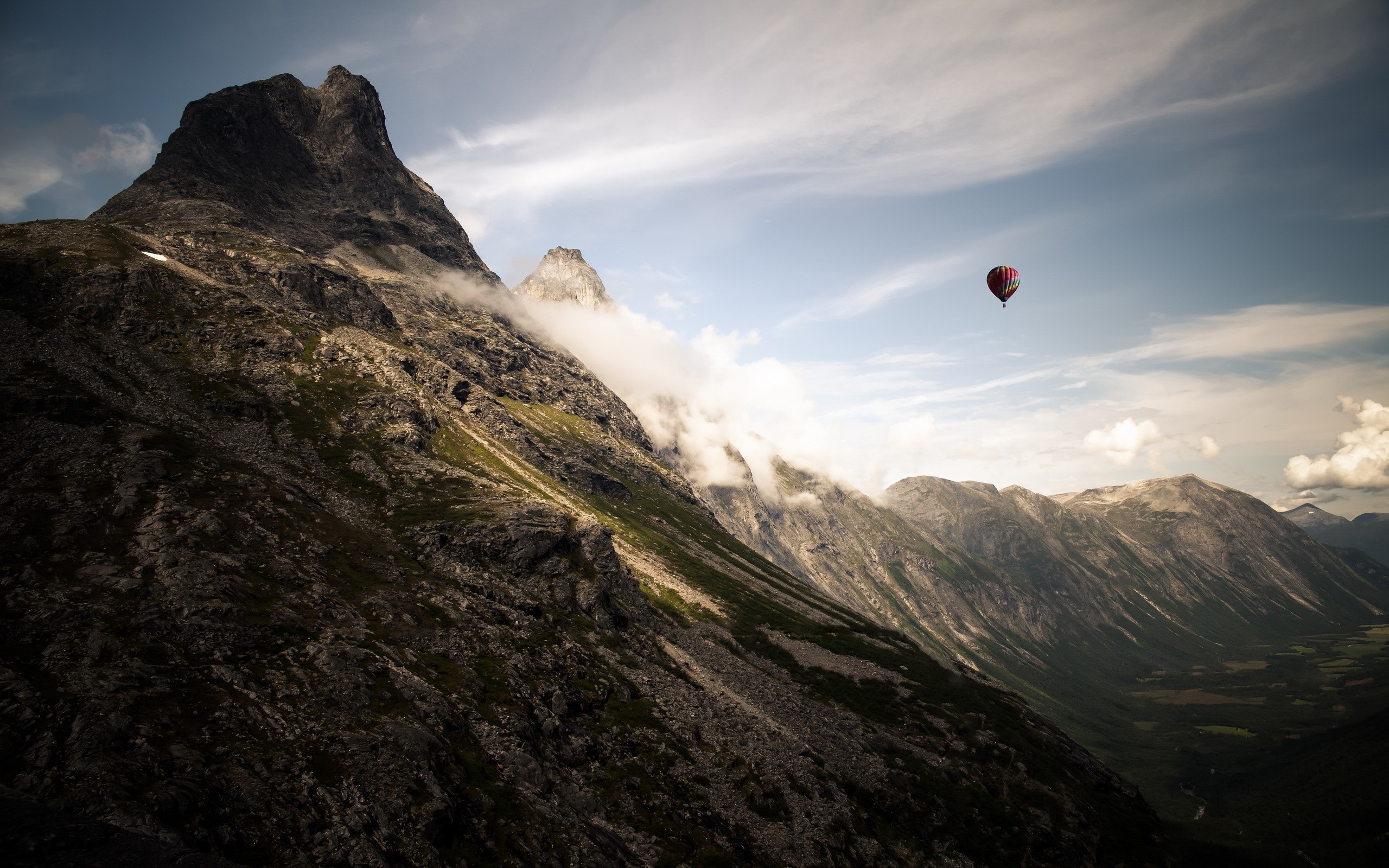 General 2560x1600 landscape nature hot air balloons mountains vehicle