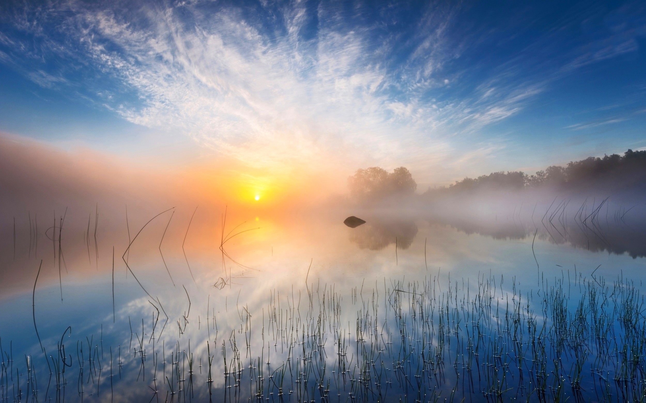 General 2500x1563 nature landscape sunlight morning lake mist Sweden water yellow white blue