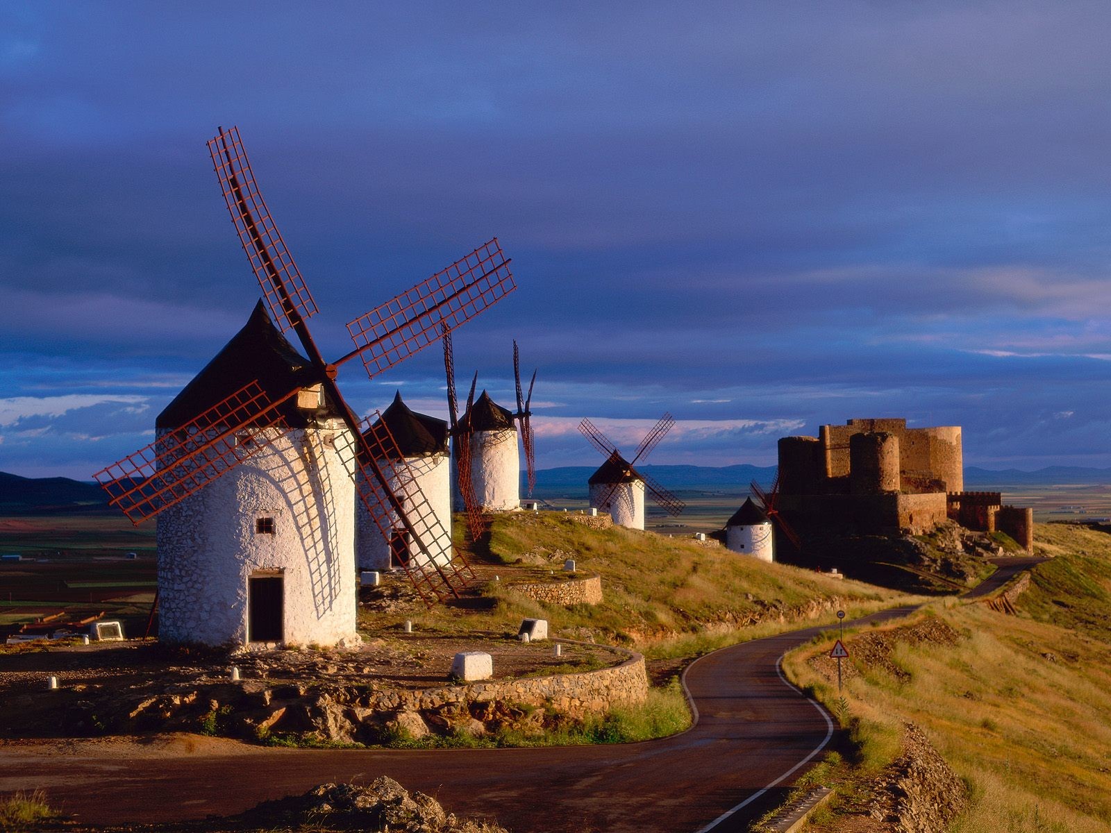General 1600x1200 windmill castle Spain Don Quijote landscape Toledo