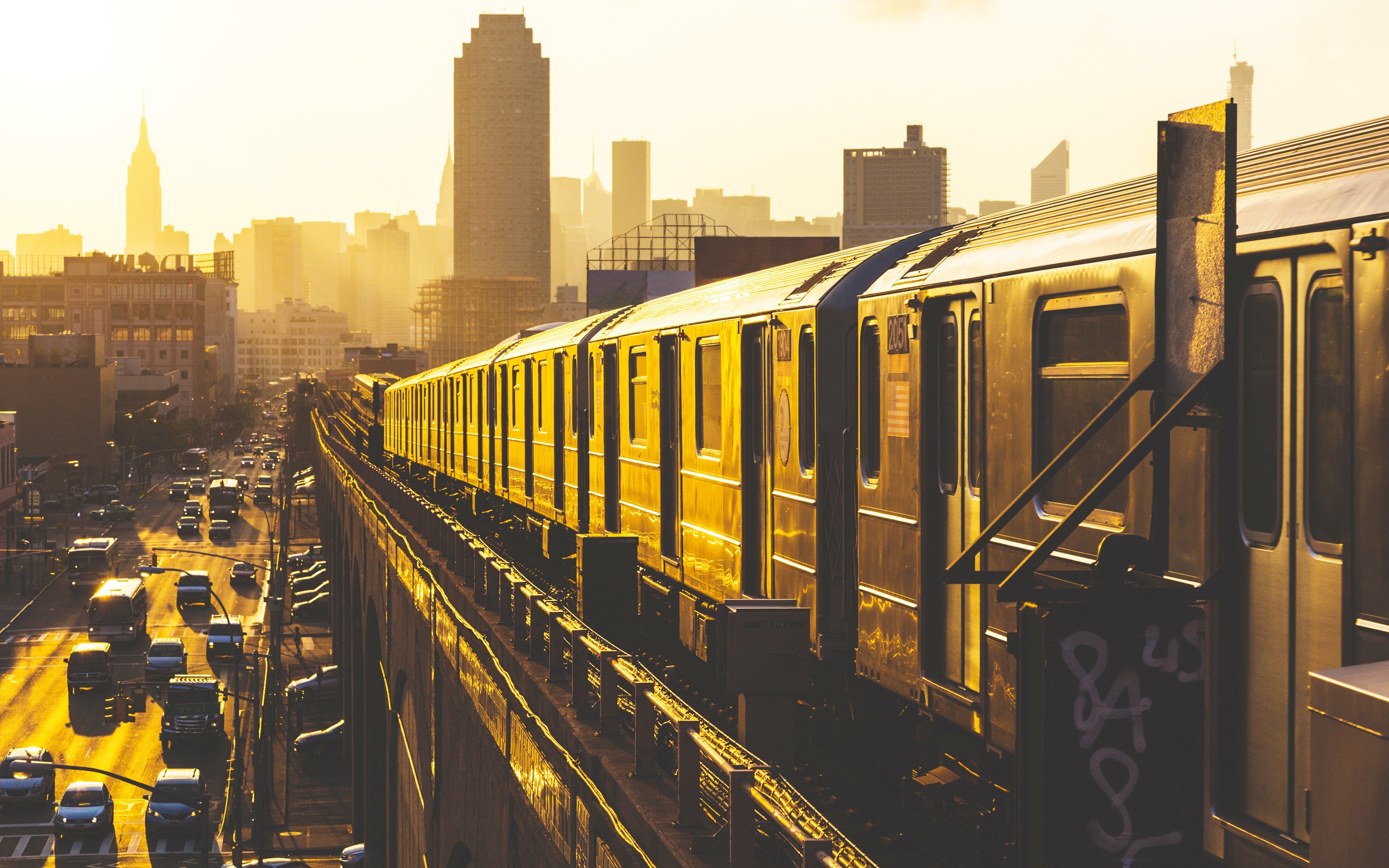 General 2560x1600 New York City train vehicle cityscape USA sunlight traffic street