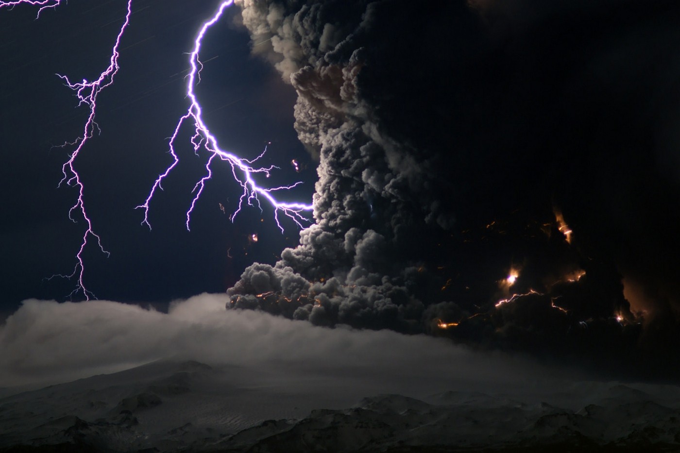 General 1400x933 nature landscape volcano eruptions Chile lightning mountains clouds volcanic eruption