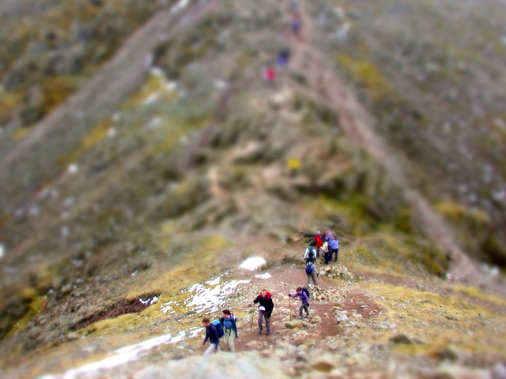 General 1024x768 tilt shift hiking people nature outdoors
