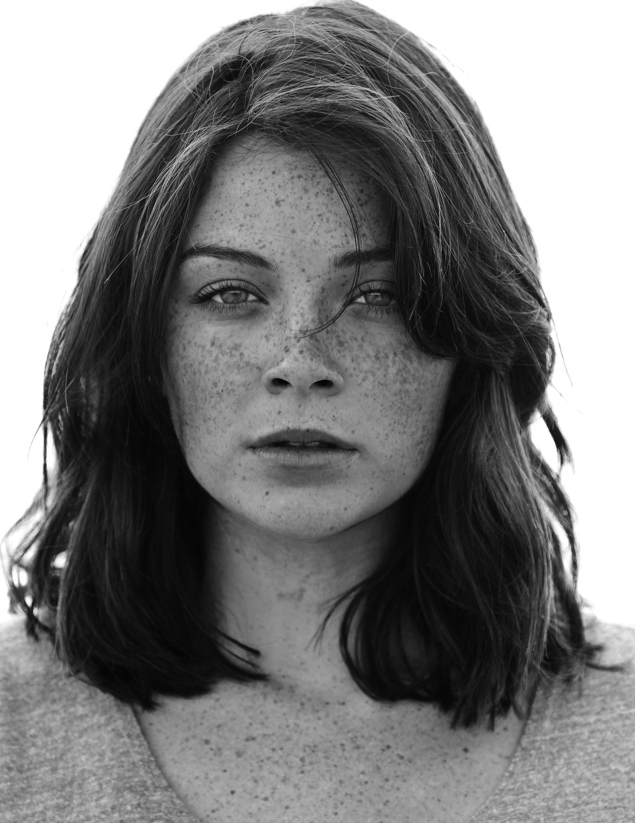People 1280x1657 women monochrome brunette face freckles looking at viewer portrait model simple background white background