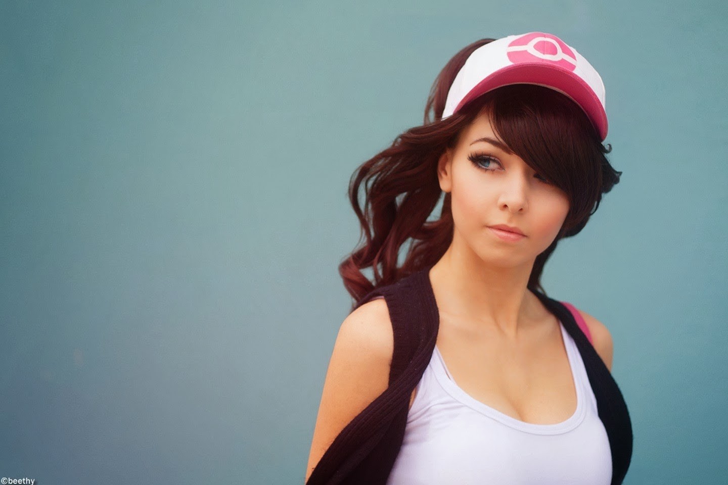 People 1440x960 blue eyes women model hat face Hilda (Pokémon) Pokémon simple background dyed hair hair over one eye women with hats looking away long hair