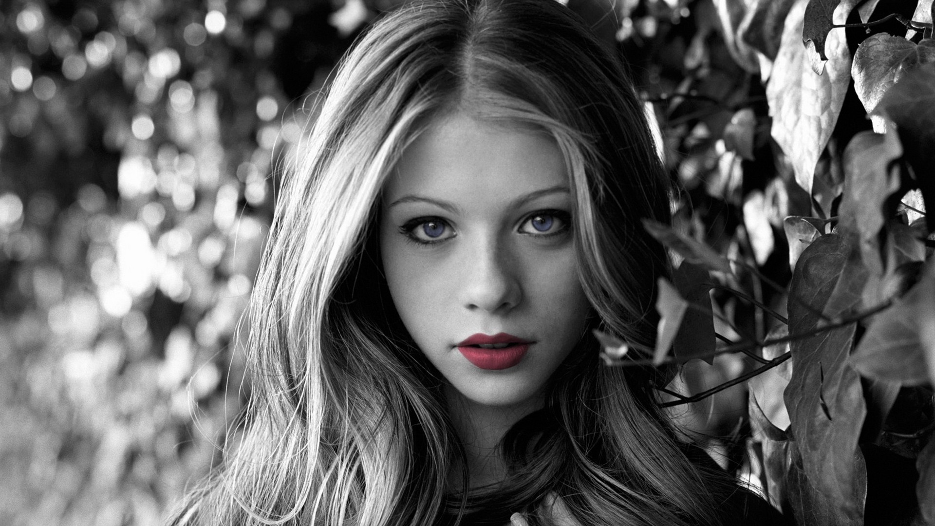 People 1920x1080 Michelle Trachtenberg selective coloring actress leaves bokeh blue eyes women red lipstick photo manipulation purple eyes looking at viewer celebrity women outdoors outdoors face