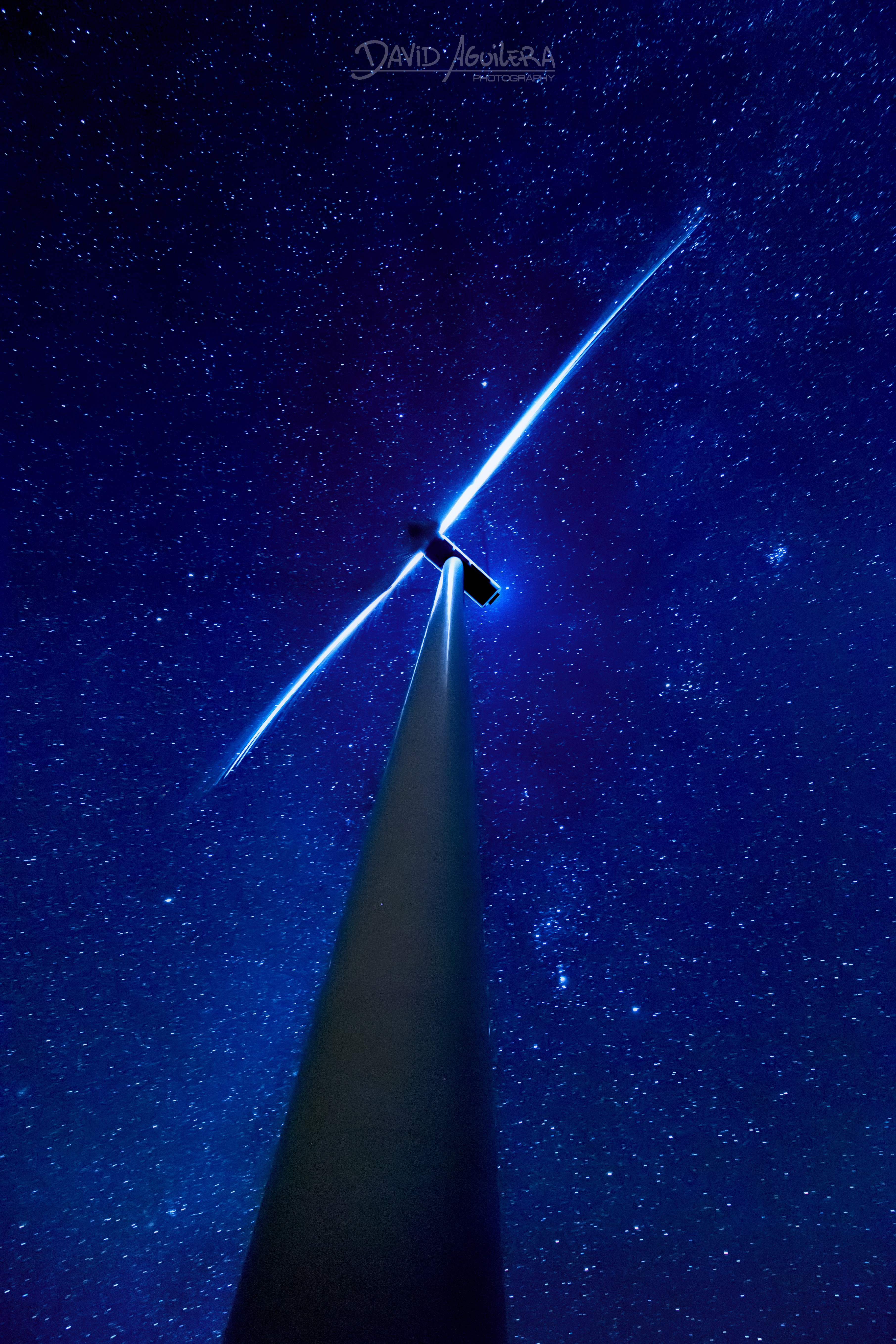 General 3622x5433 wind turbine stars David Aguilera sky