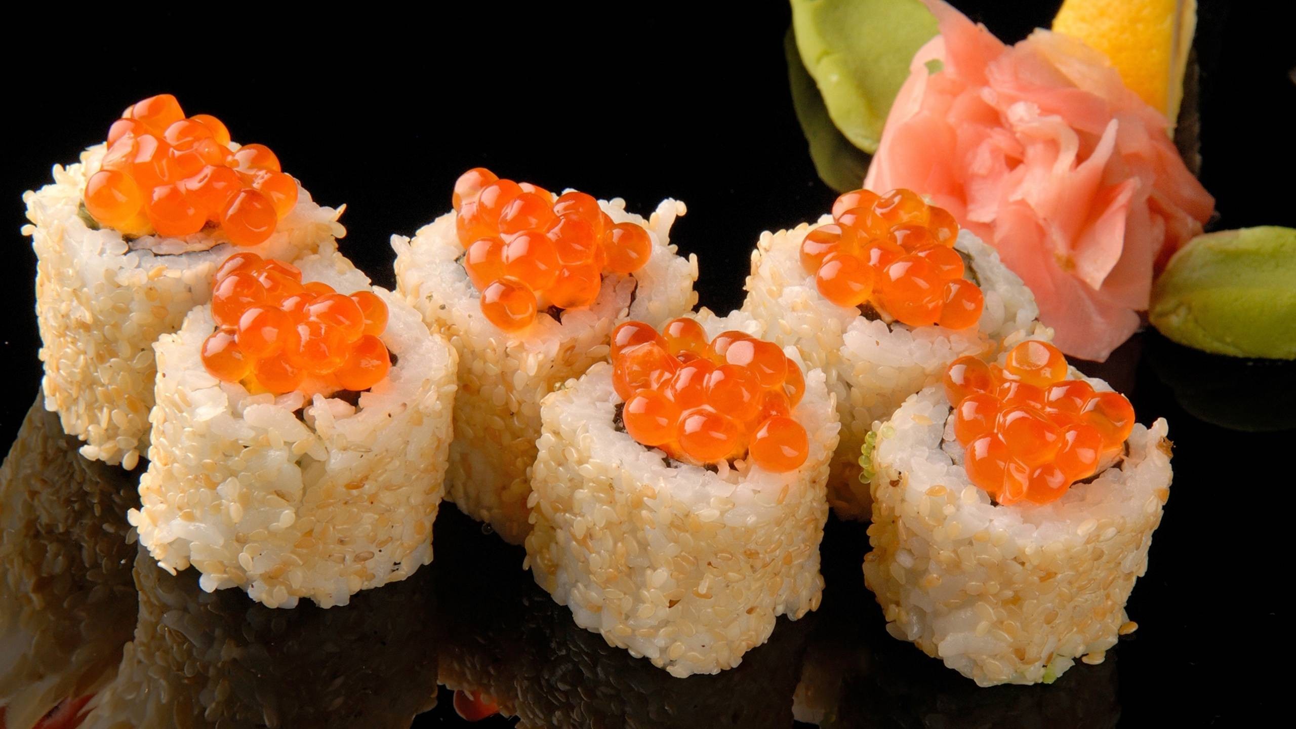 General 2560x1440 sushi fish food caviar ginger (food) closeup