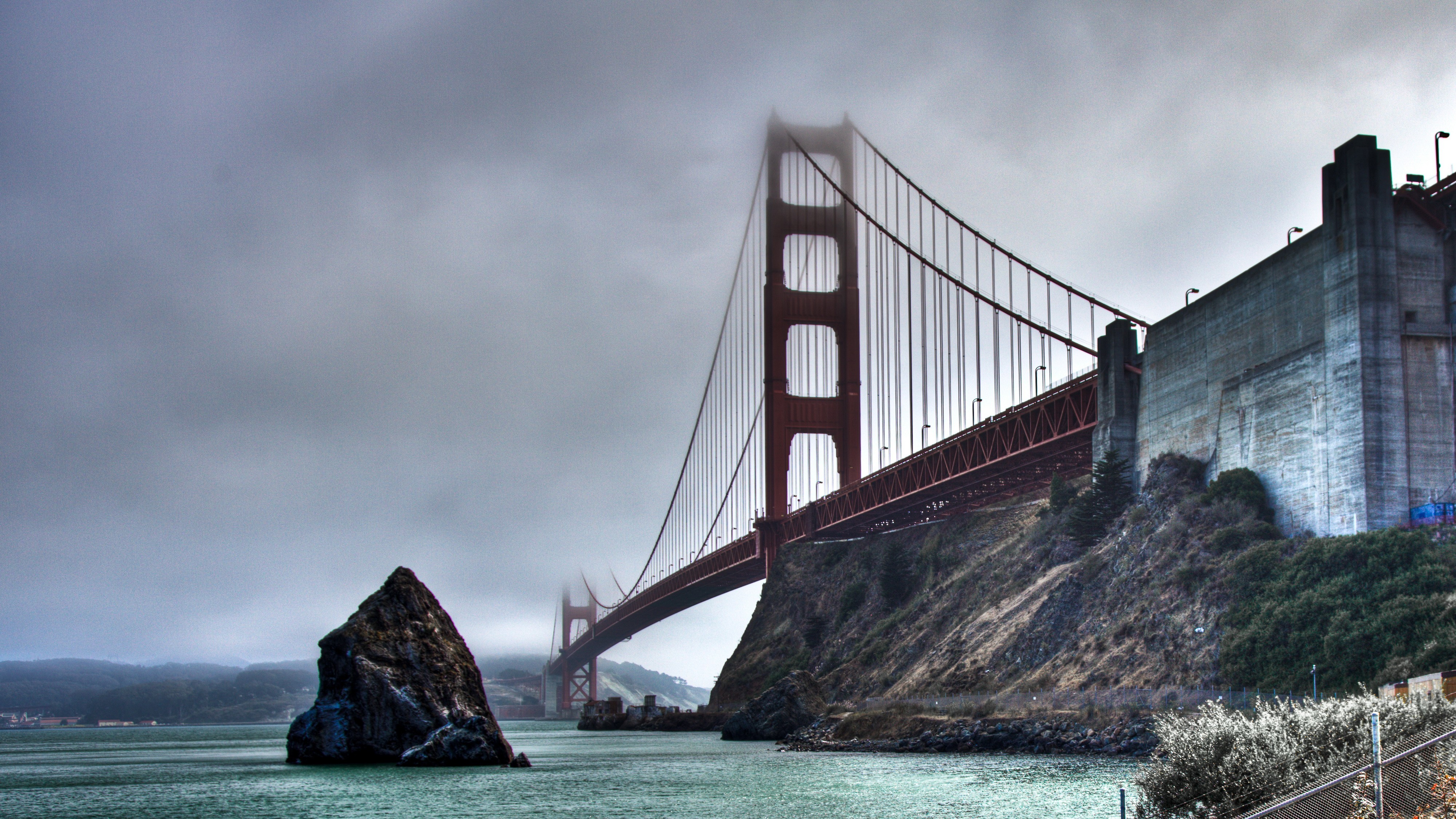 General 4000x2250 Golden Gate Bridge mist San Francisco river suspension bridge bridge USA