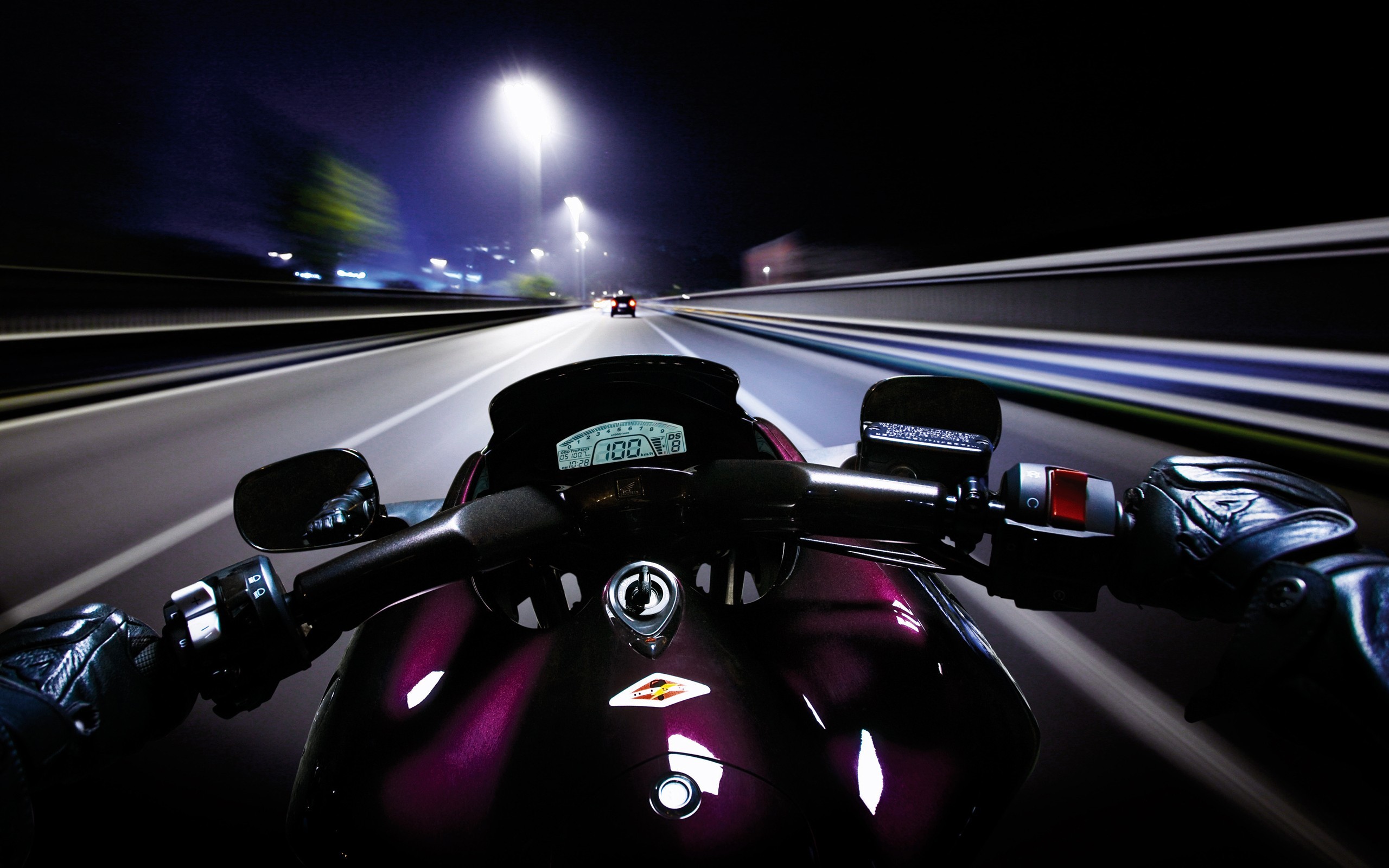 General 2560x1600 motorcycle night speedometer POV vehicle road