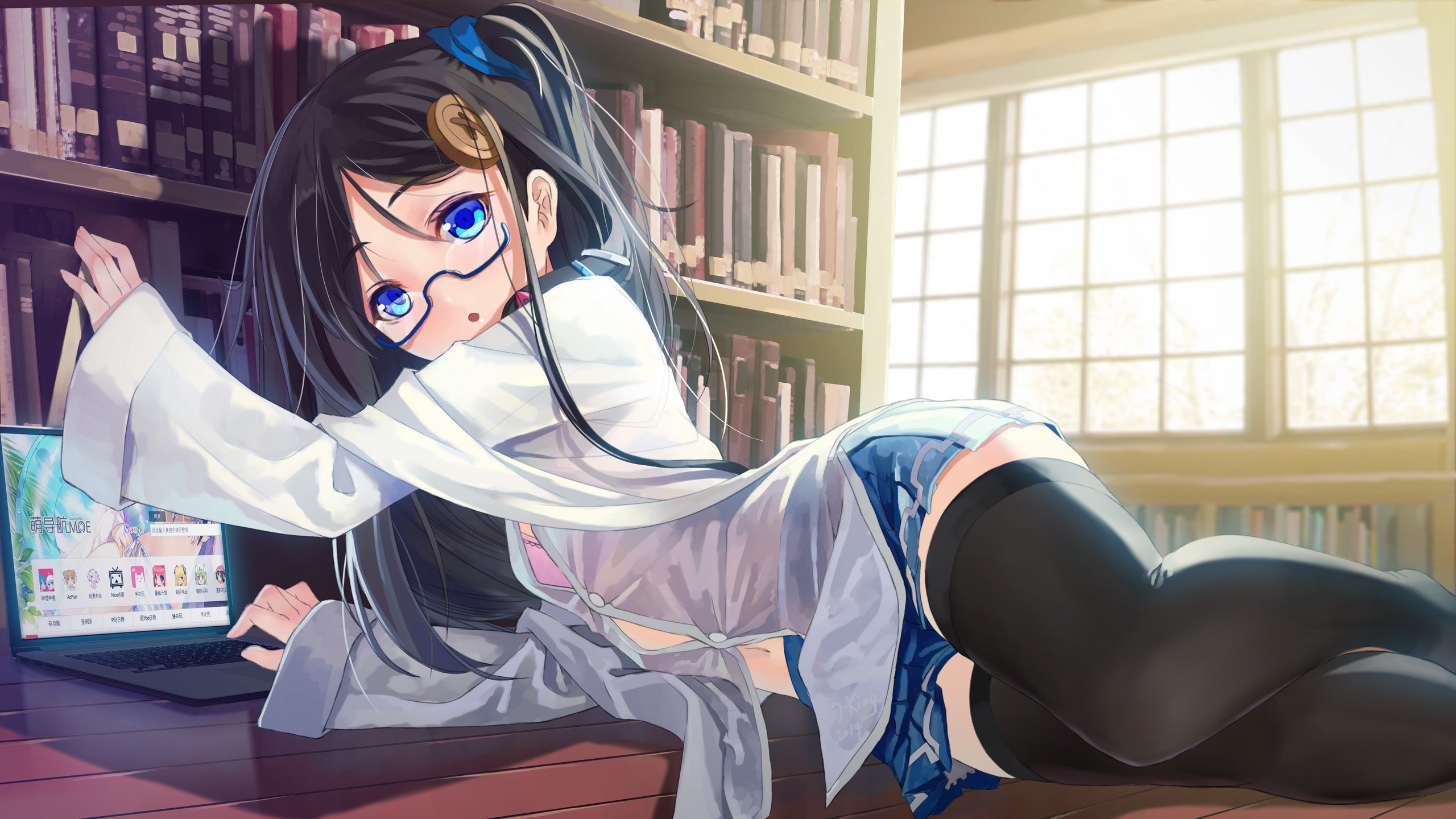 Anime 2560x1440 thigh-highs glasses meganekko original characters anime girls stockings anime women indoors women indoors laptop computer women with glasses dark hair black stockings books legs together lying on side looking at viewer