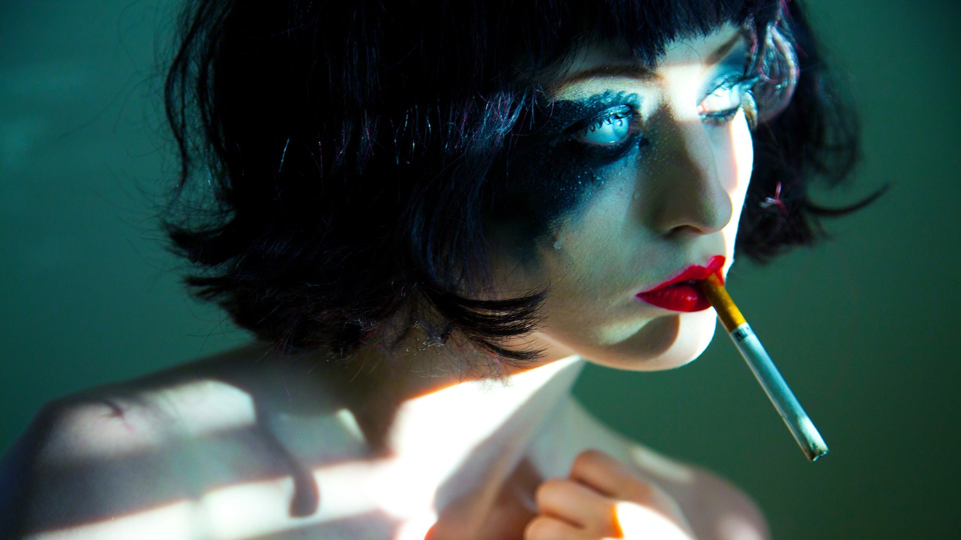 People 1920x1080 women smoking tears cigarettes face model makeup dark hair red lipstick lipstick