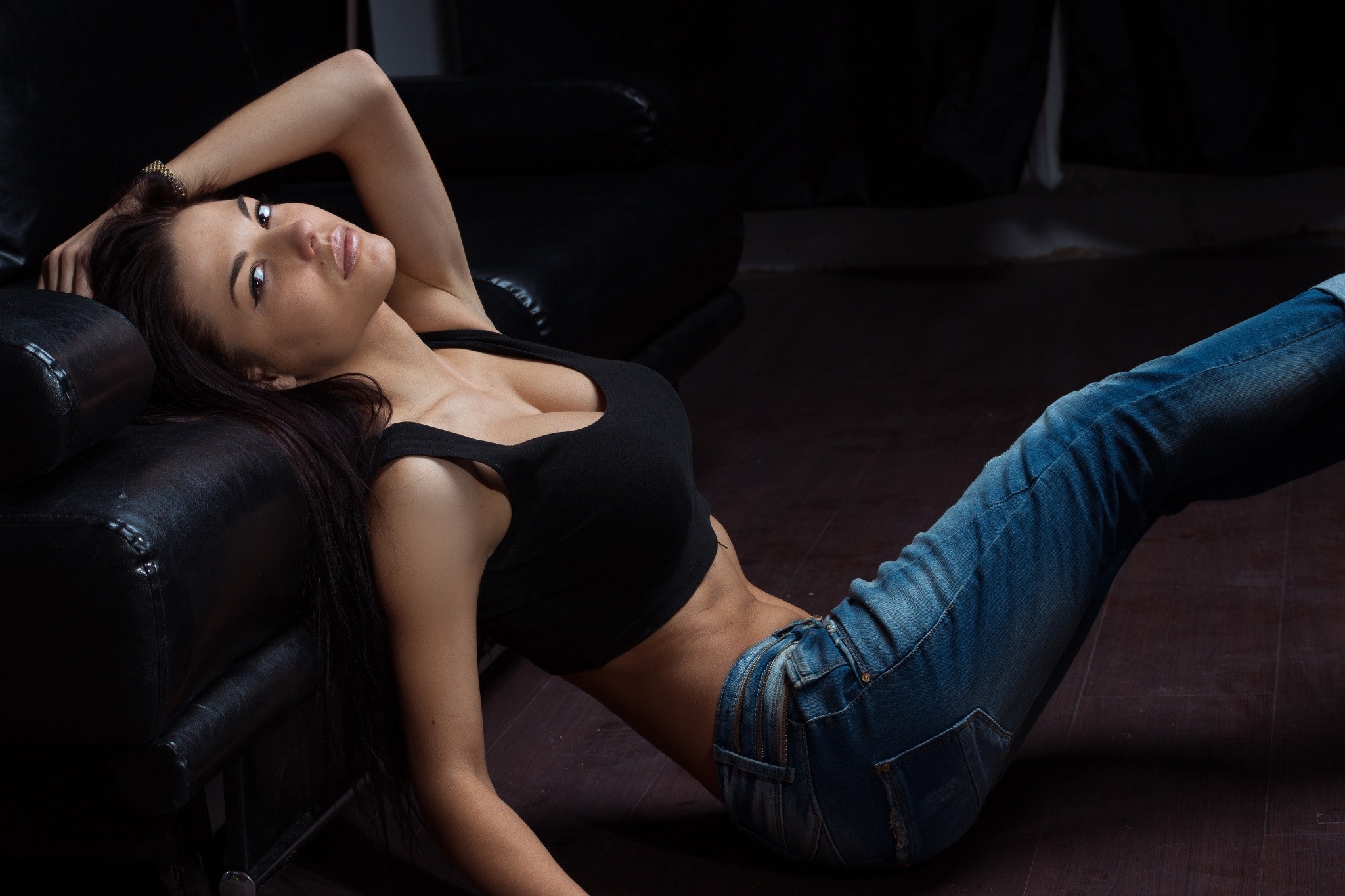 People 2048x1365 women brunette dark hair long hair bra black bras jeans big boobs cleavage Marina Shimkovich legs up women indoors indoors boobs belly bare midriff model looking at viewer blue  jeans blue pants black top leather couch black sofa