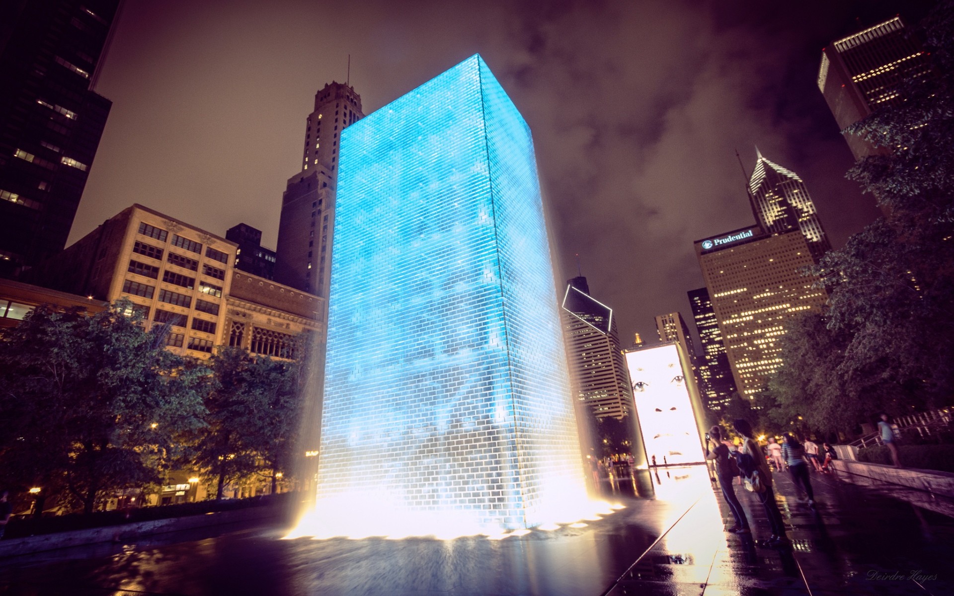 General 1920x1200 Chicago fountain glowing building night architecture cyan city lights wet street reflection face USA