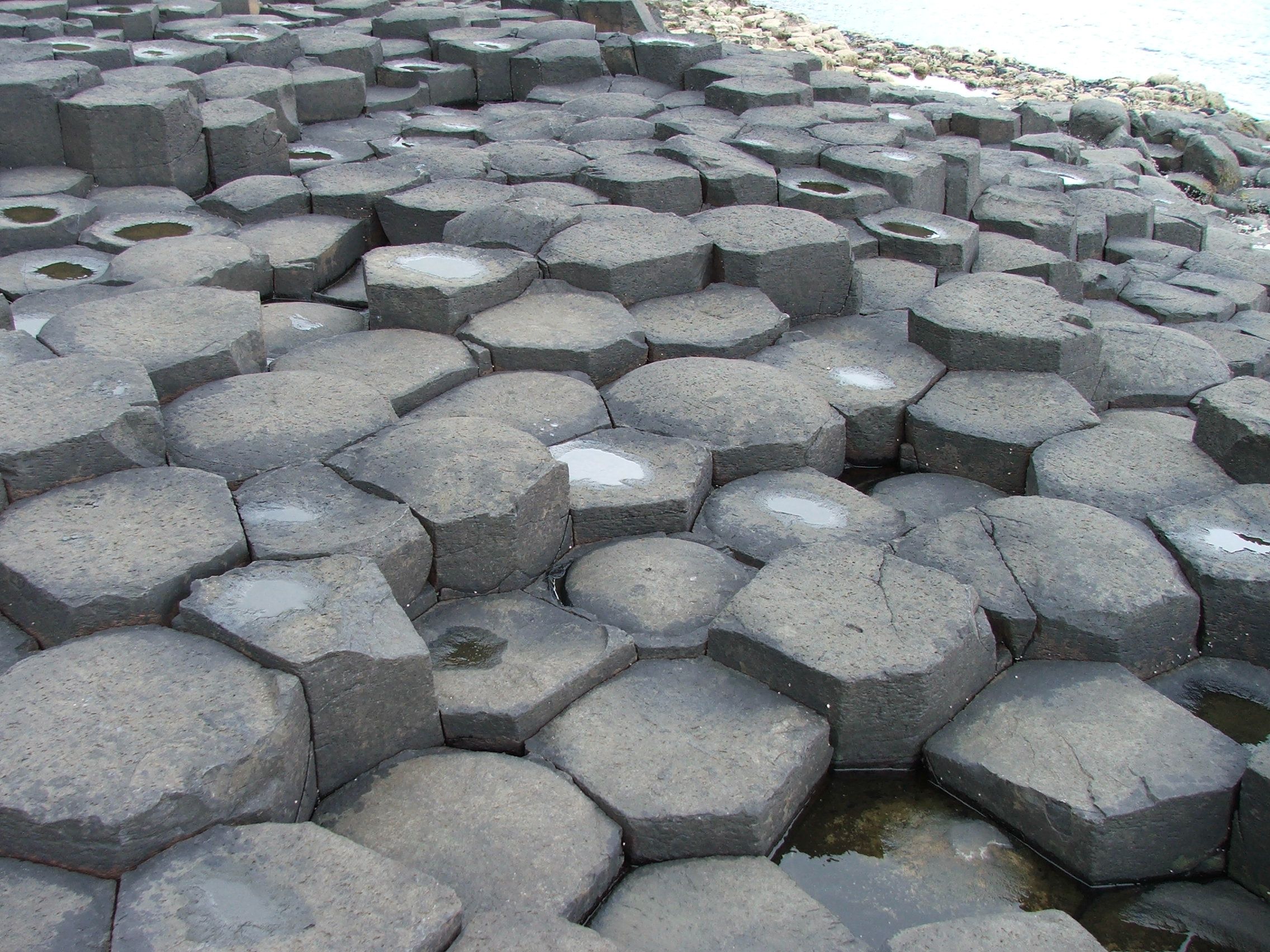 General 2272x1704 Basalt column nature rocks water Giant's Causeway Northern Ireland