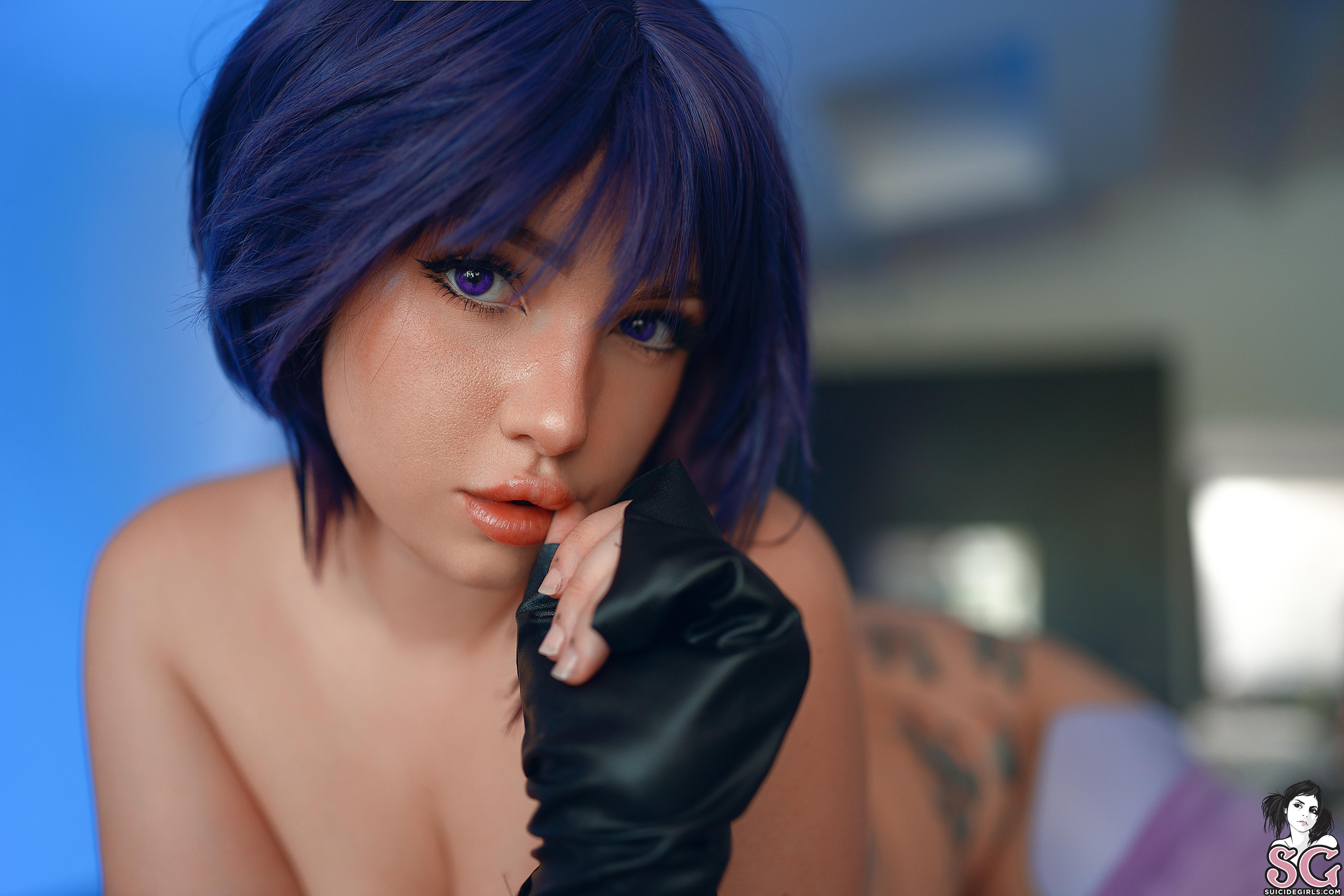 People 2760x1840 Mimo Suicide short hair Suicide Girls women looking at viewer face bokeh portrait contact lenses wigs juicy lips Kusanagi Motoko closeup pink lipstick model depth of field nude watermarked