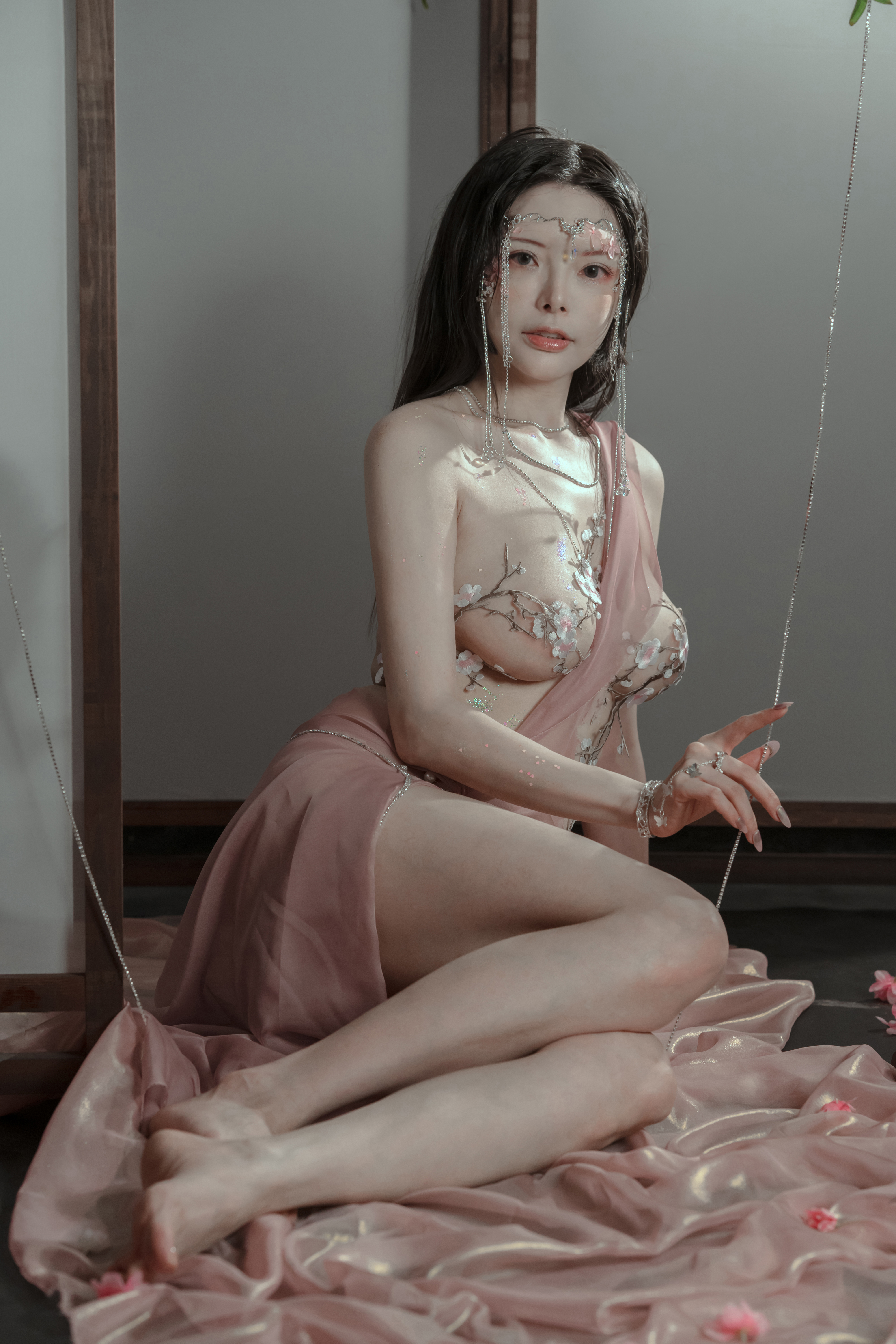 People 4000x6000 Asian pink coat barefoot legs pale sitting women brunette Chinese clothing Xia Xiaoqiu