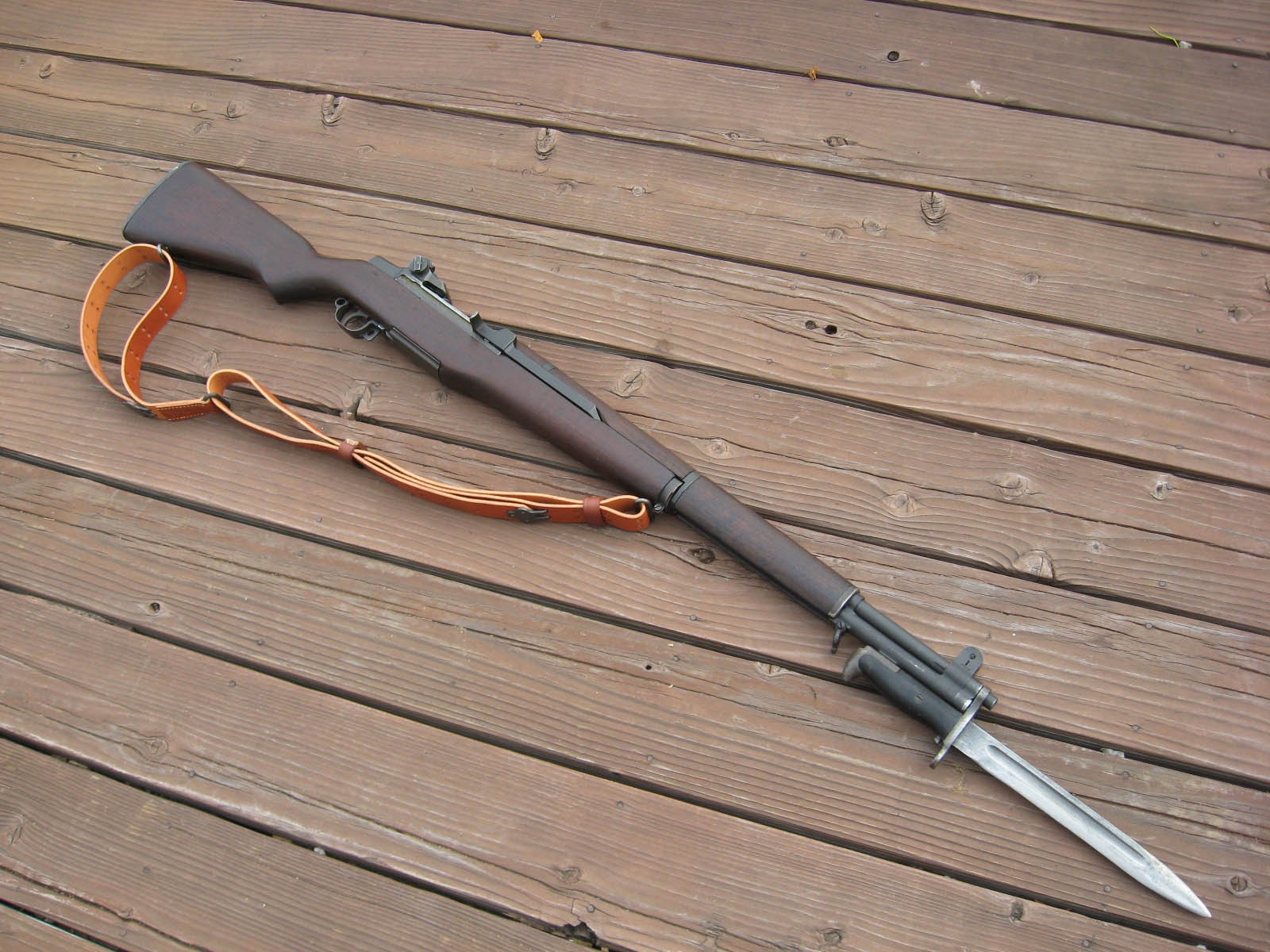 General 1600x1200 bayonet M1 Garand weapon rifles wooden surface American firearms
