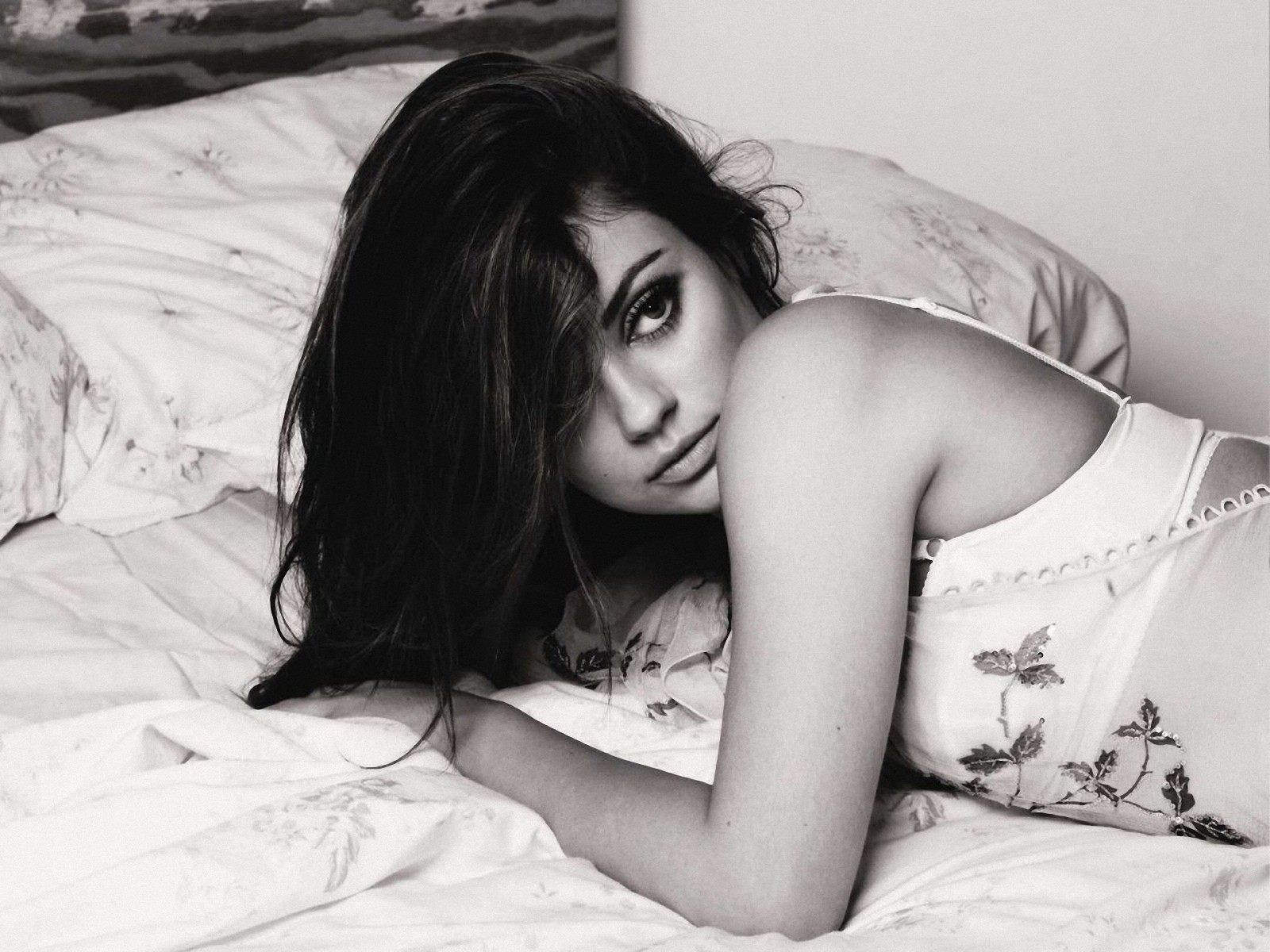 People 1600x1200 women Mila Kunis actress monochrome hair in face in bed white bra looking back lying on front women indoors indoors bed