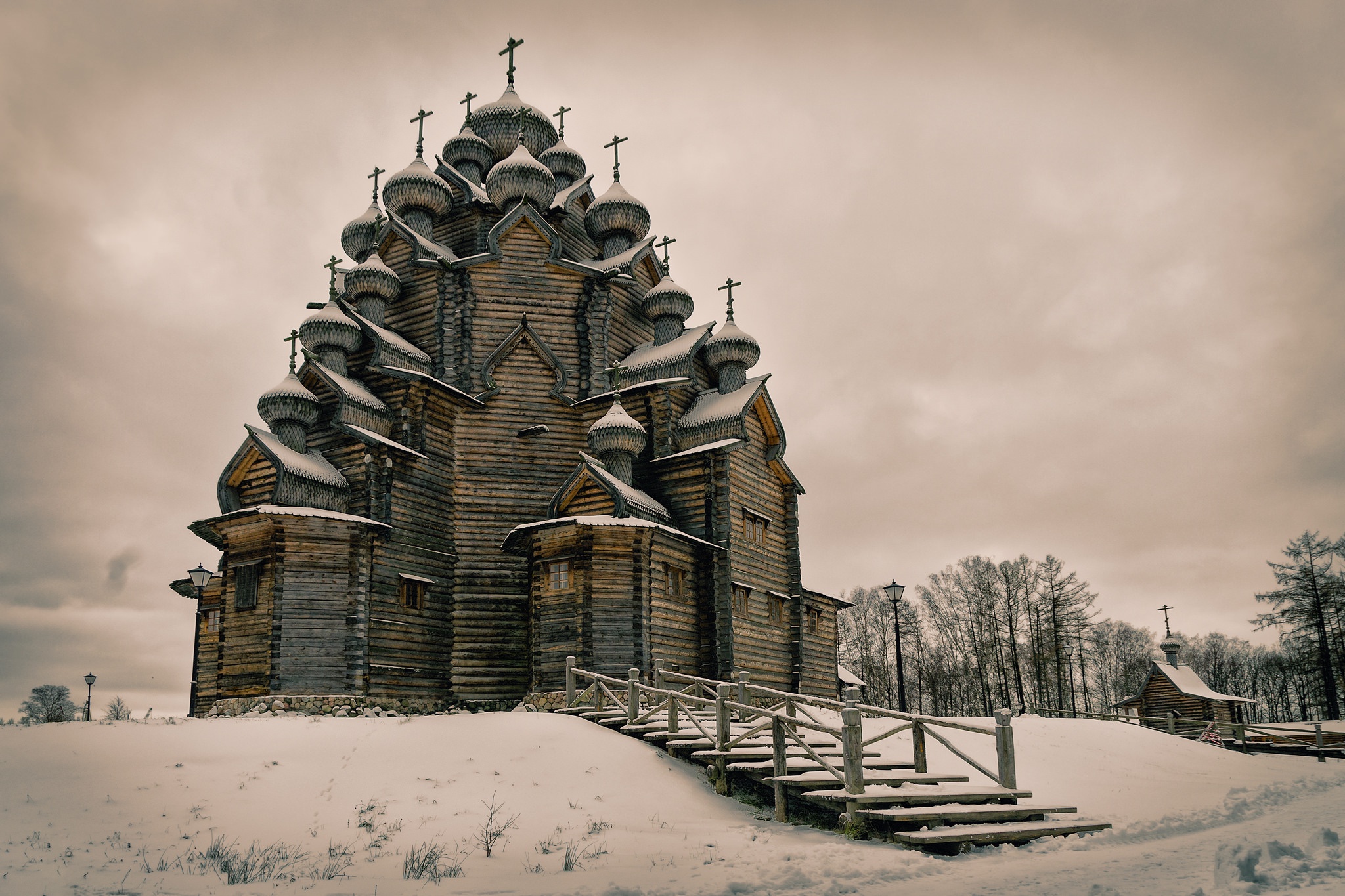 General 2048x1365 building Russia church cross snow clouds