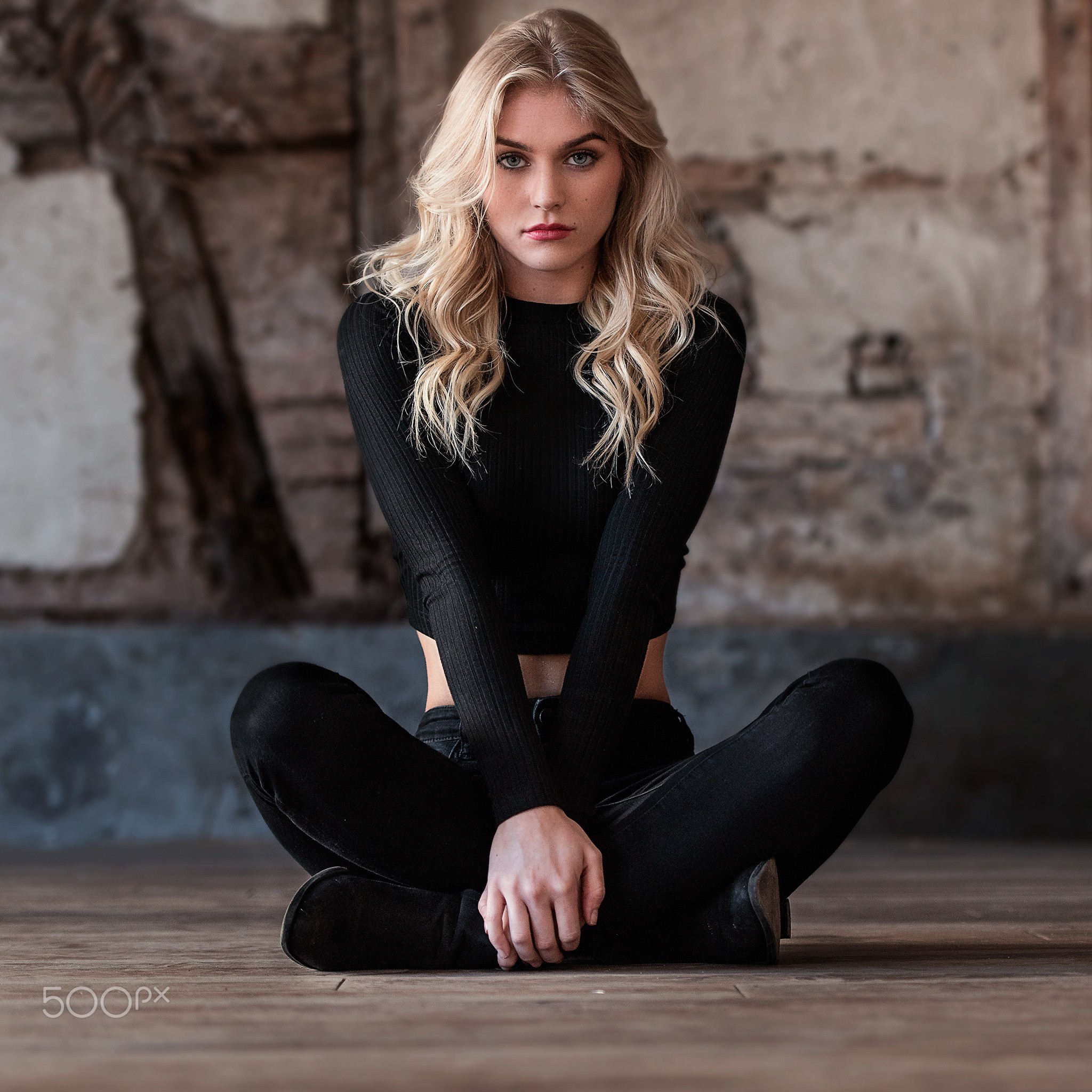 People 2048x2048 Mark Prinz Allie sitting blonde photography model black sweater black pants black clothing 500px women indoors indoors makeup looking at viewer frontal view bare midriff women portrait display watermarked