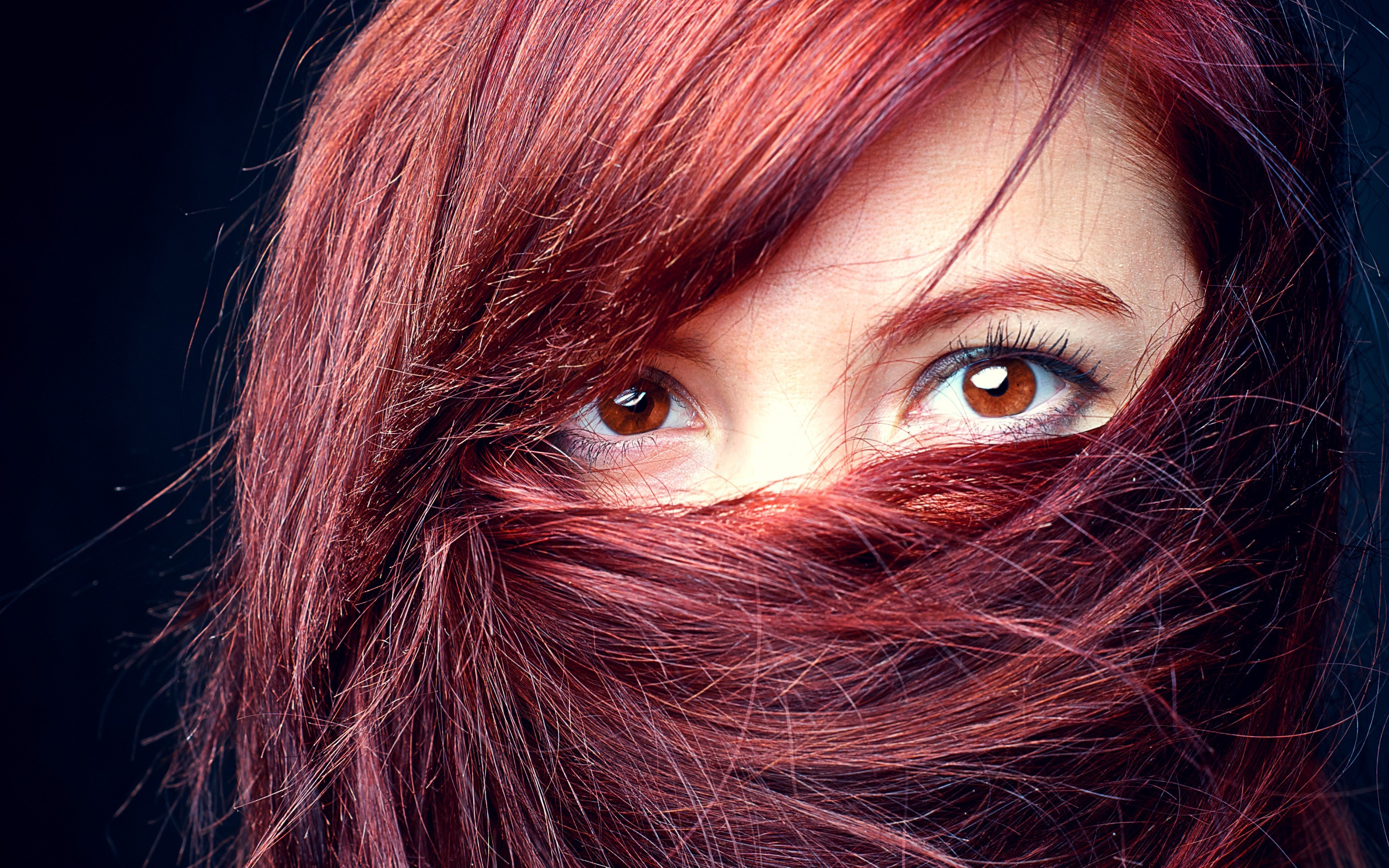 People 2880x1800 women redhead covered face dyed eyebrows closeup eyes brown eyes face model dyed hair portrait blue background