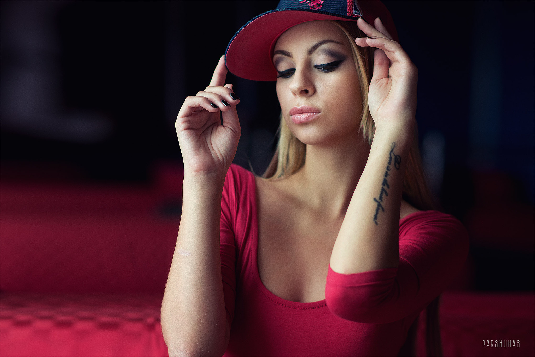 Women Smoky Eyes Anton Parshunas Baseball Cap Tattoo Closeup Watermarked 2048x1367 0501