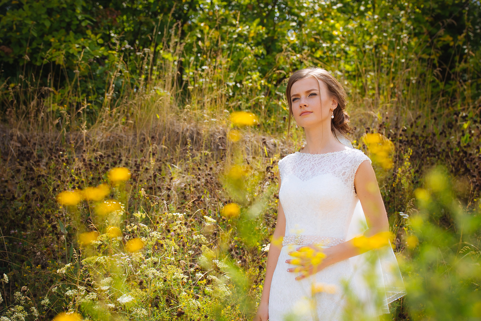 People 2048x1366 women white dress looking into the distance brides bridal gown flowers nature Sergey Koptev