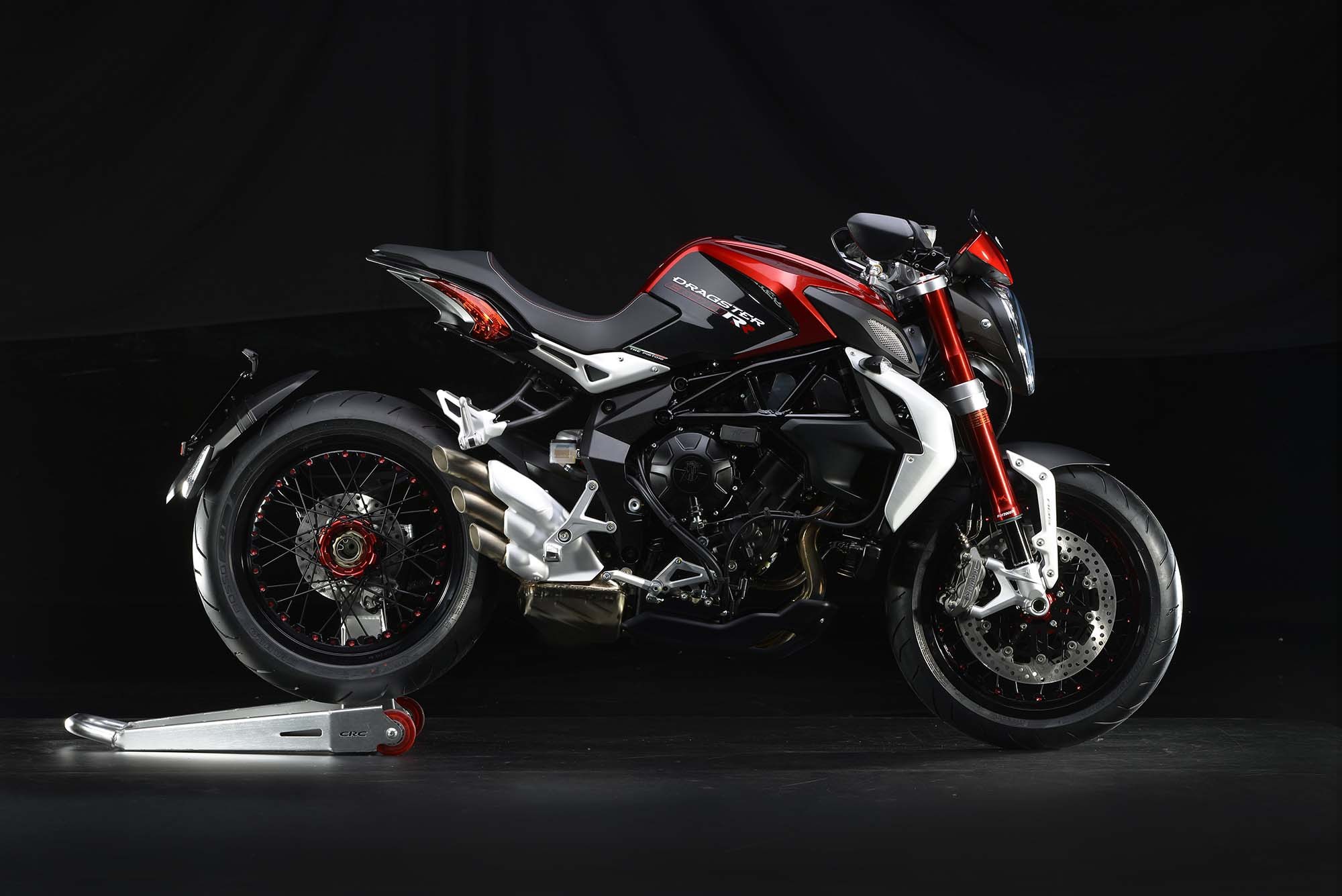 General 2000x1335 motorcycle MV agusta vehicle black background Italian motorcycles simple background low light