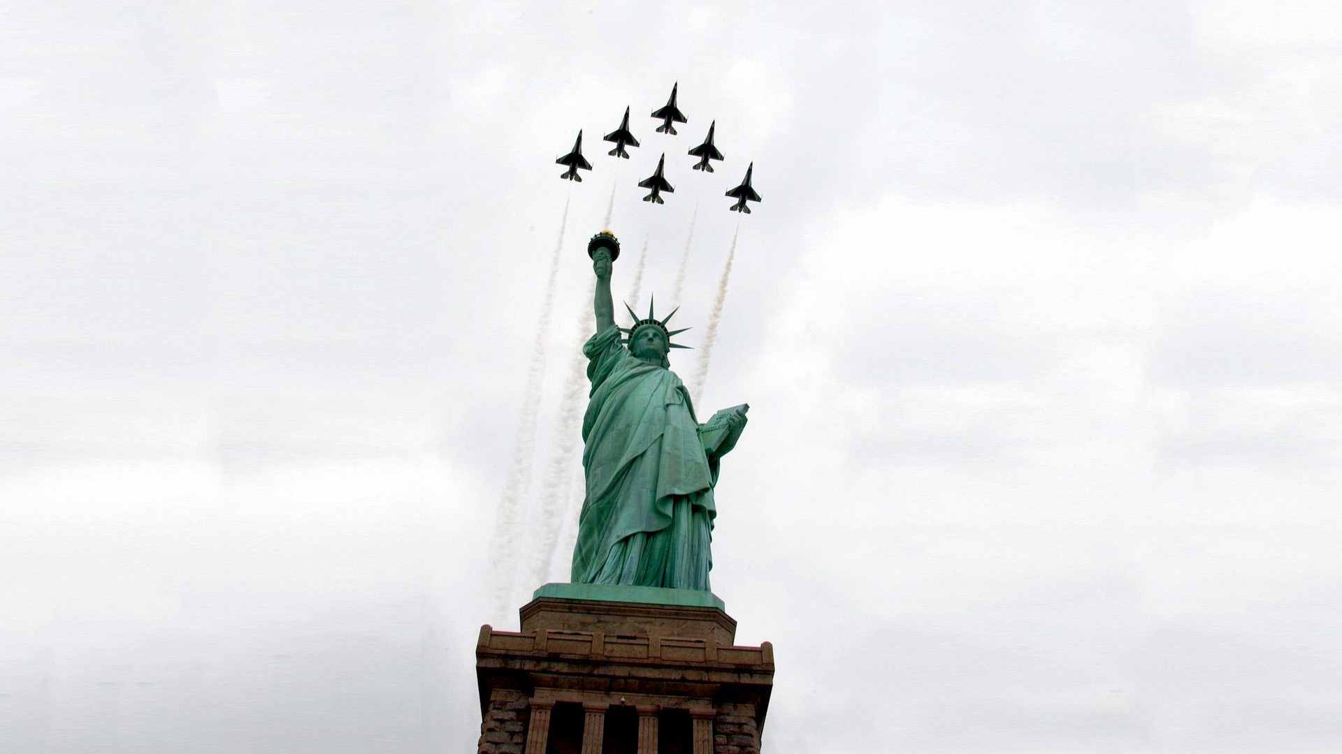 General 1920x1080 USA worm's eye view aircraft statue low-angle Statue of Liberty landmark New York City military aircraft vehicle