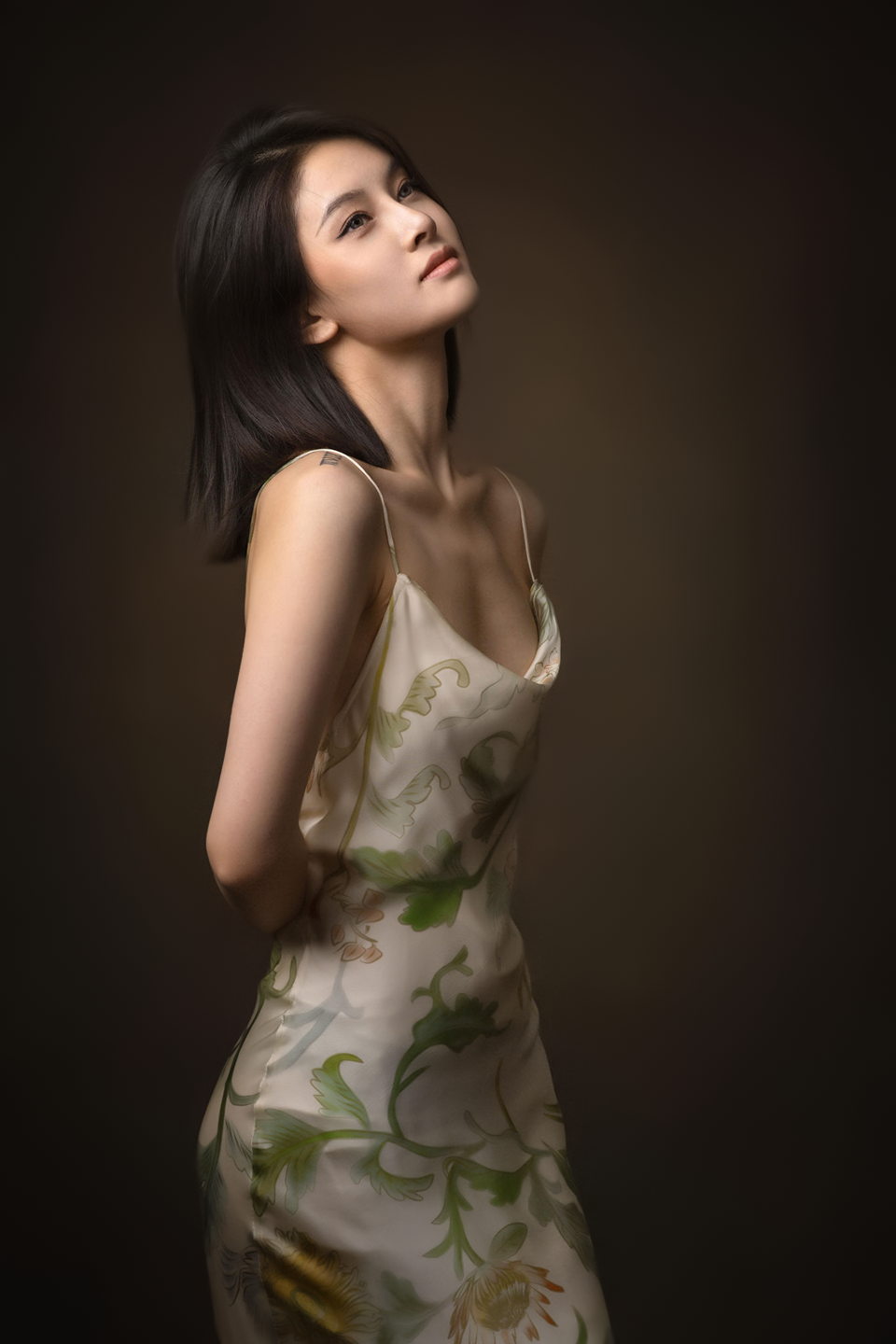 People 960x1440 Lee Hu women Asian shoulder length hair arm(s) behind back looking up simple background silk dress