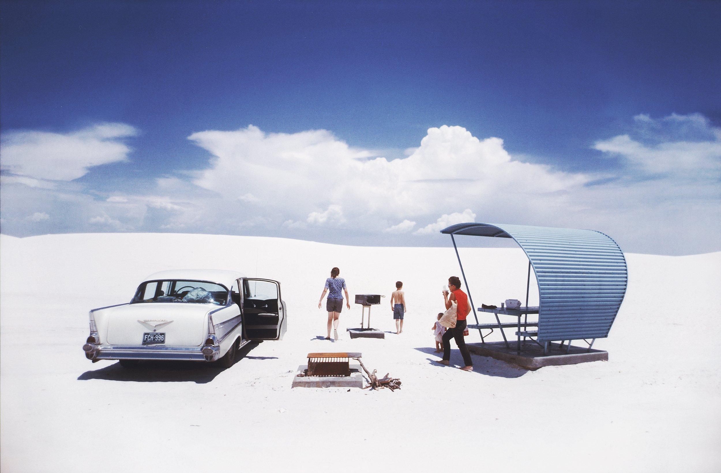 General 2500x1642 Garry Winogrand Mexico landscape car sand retro style classic car vintage classical photography people