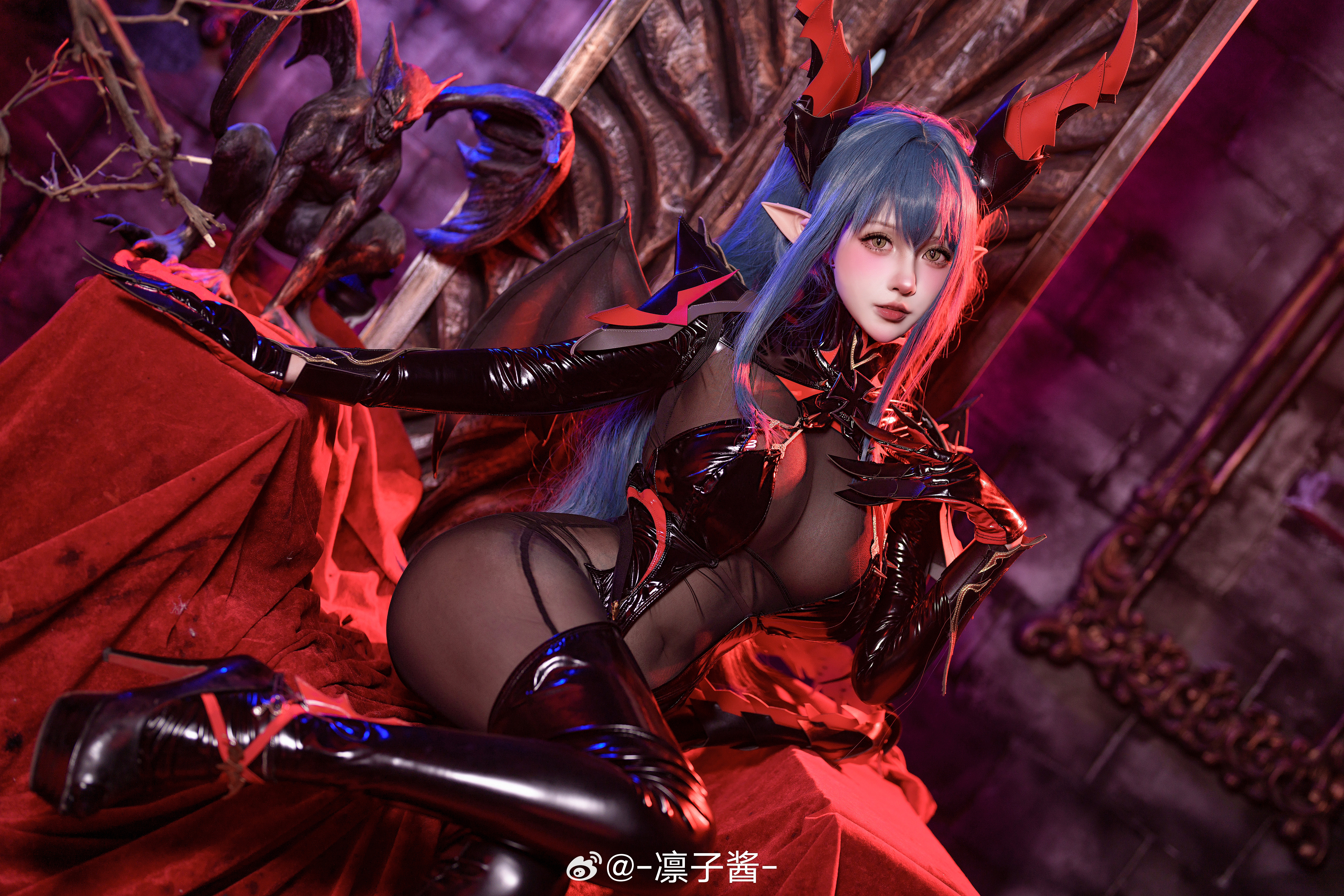 People 4800x3200 cosplay women Asian LinZiLinZi09 Regensburg (Azur Lane) Azur Lane anime girls pointy ears long hair parted lips bodystocking watermarked Weibo juicy lips looking at viewer blue hair yellow eyes big boobs black thigh highs high heels thigh-highs horns statue thighs
