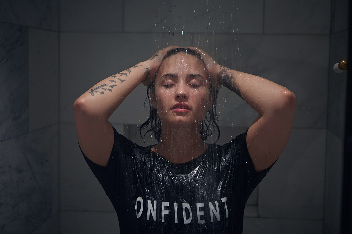 People 1440x960 Demi Lovato model celebrity wet body wet hair women in shower women